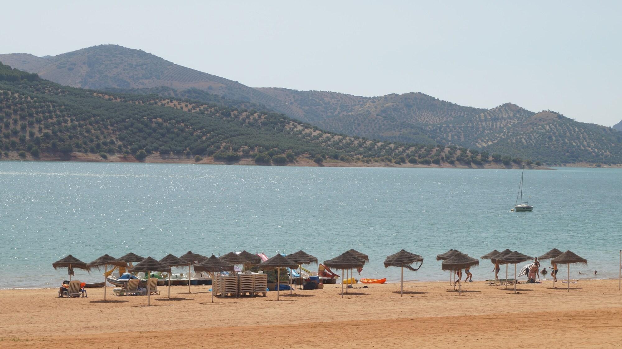 Playa Hotel Caserio de Iznajar