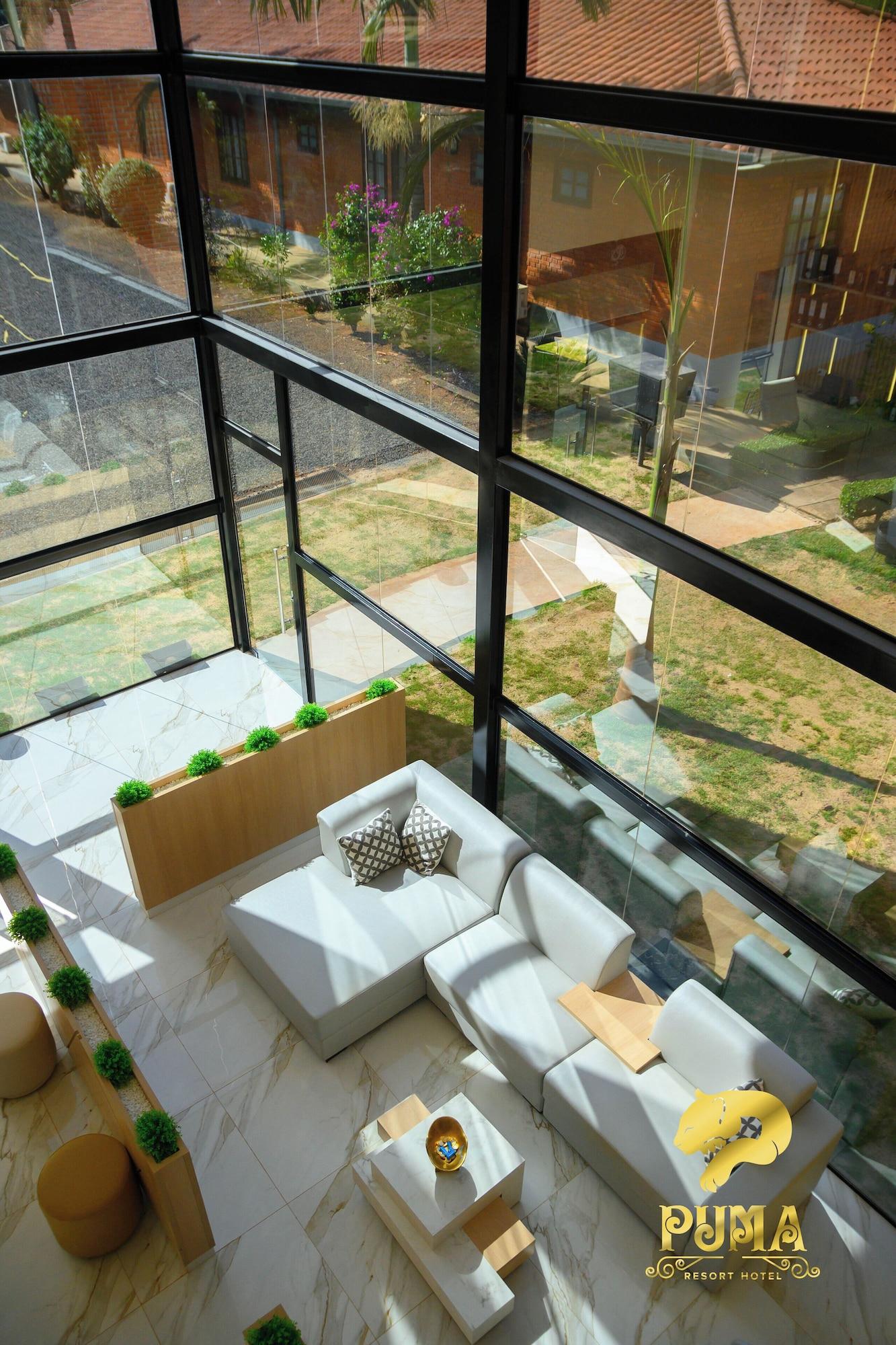 Vista Lobby Puma Resort Hotel