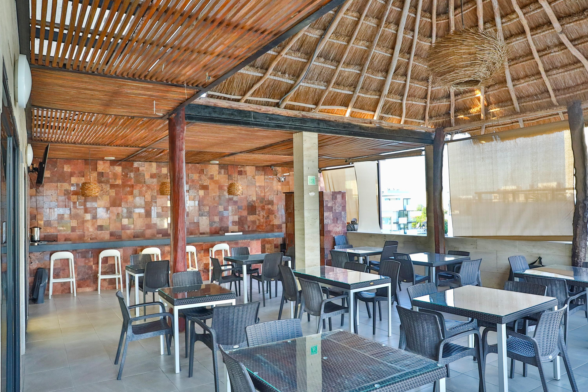 Restaurant Hotel Grand Fifty Suites