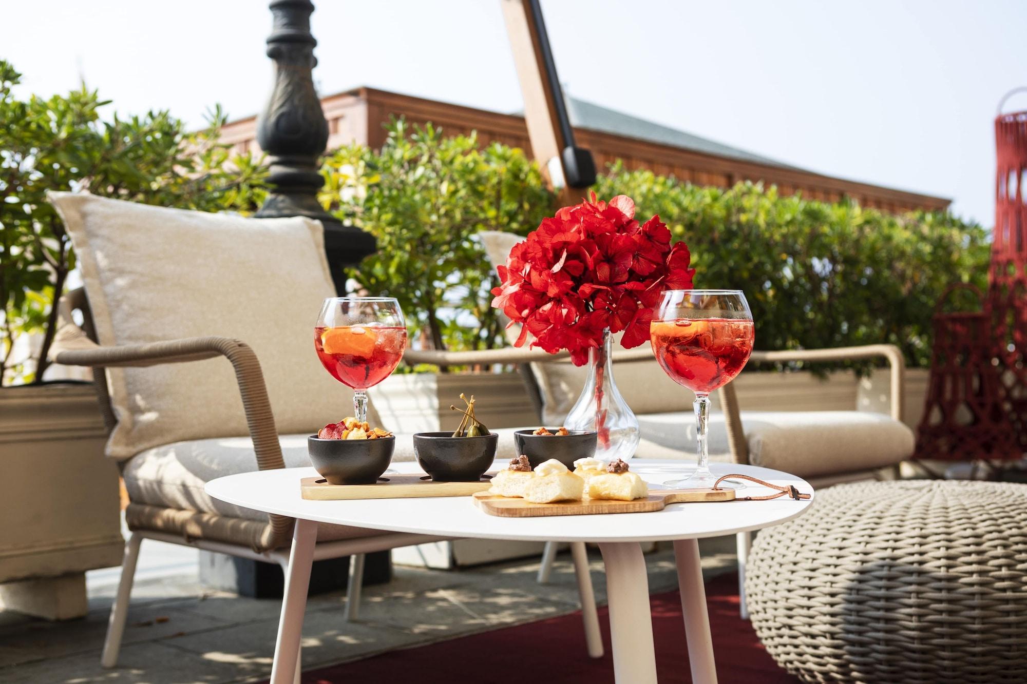 Vista Exterior Grand Hotel Alassio Beach & Spa Resort - The Leading Hotels of the World