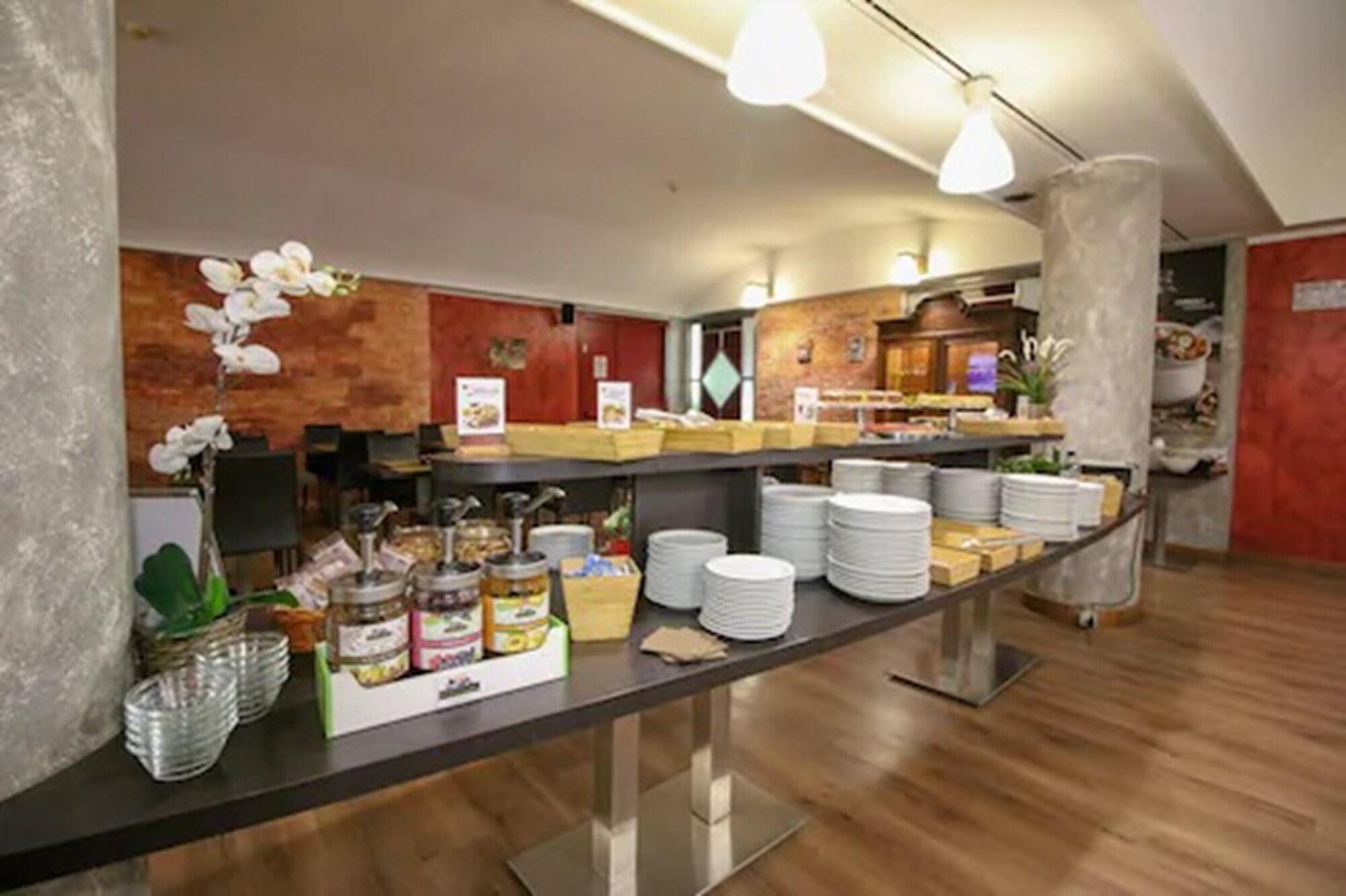 Restaurant Hotel Diplomatic