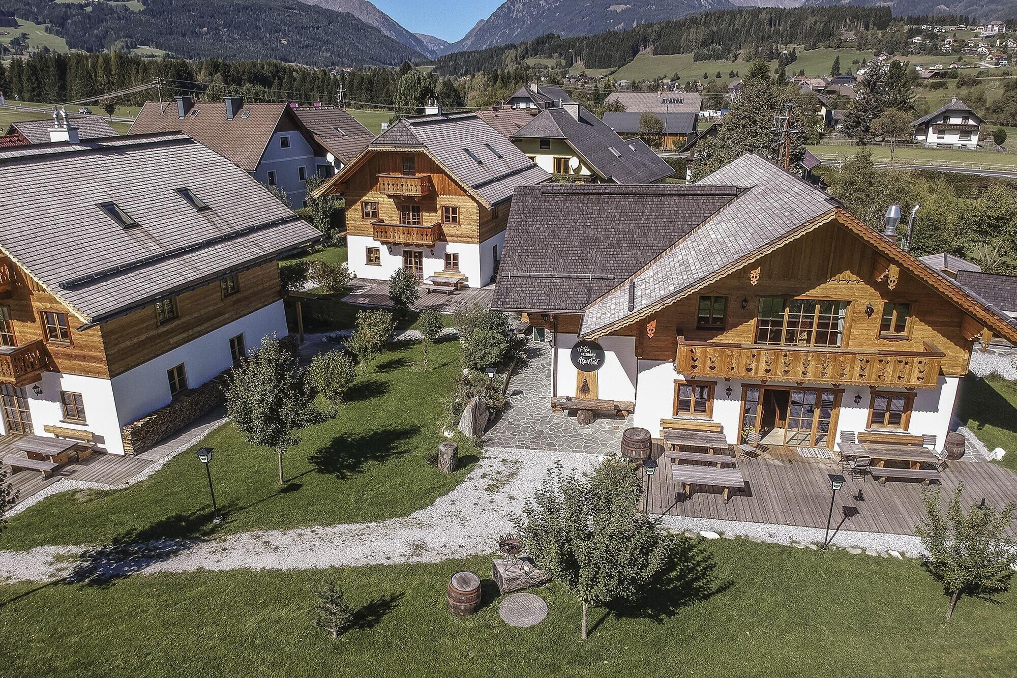 Vista Exterior AlpiNest