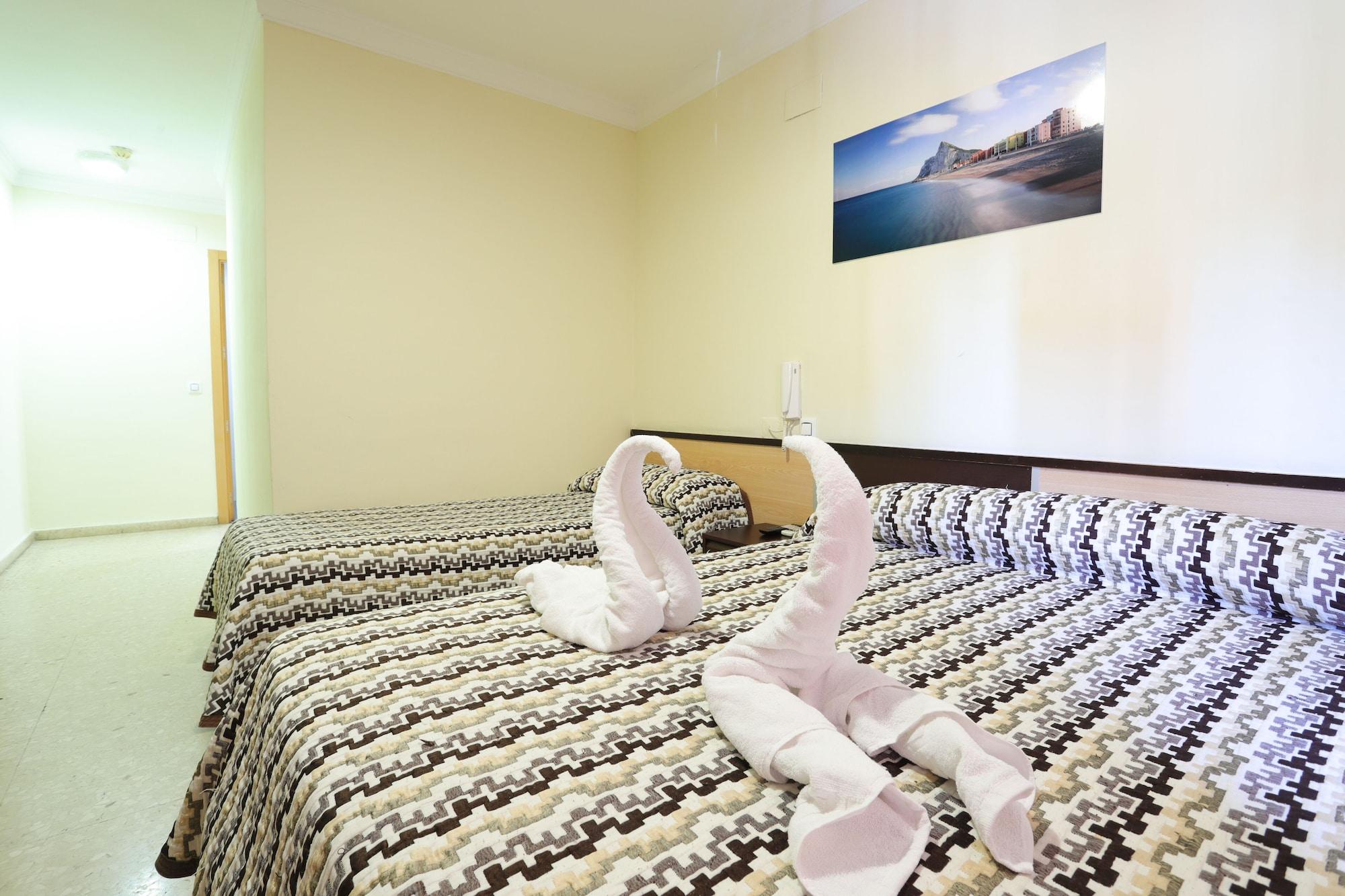 Varios Hostal La Campana