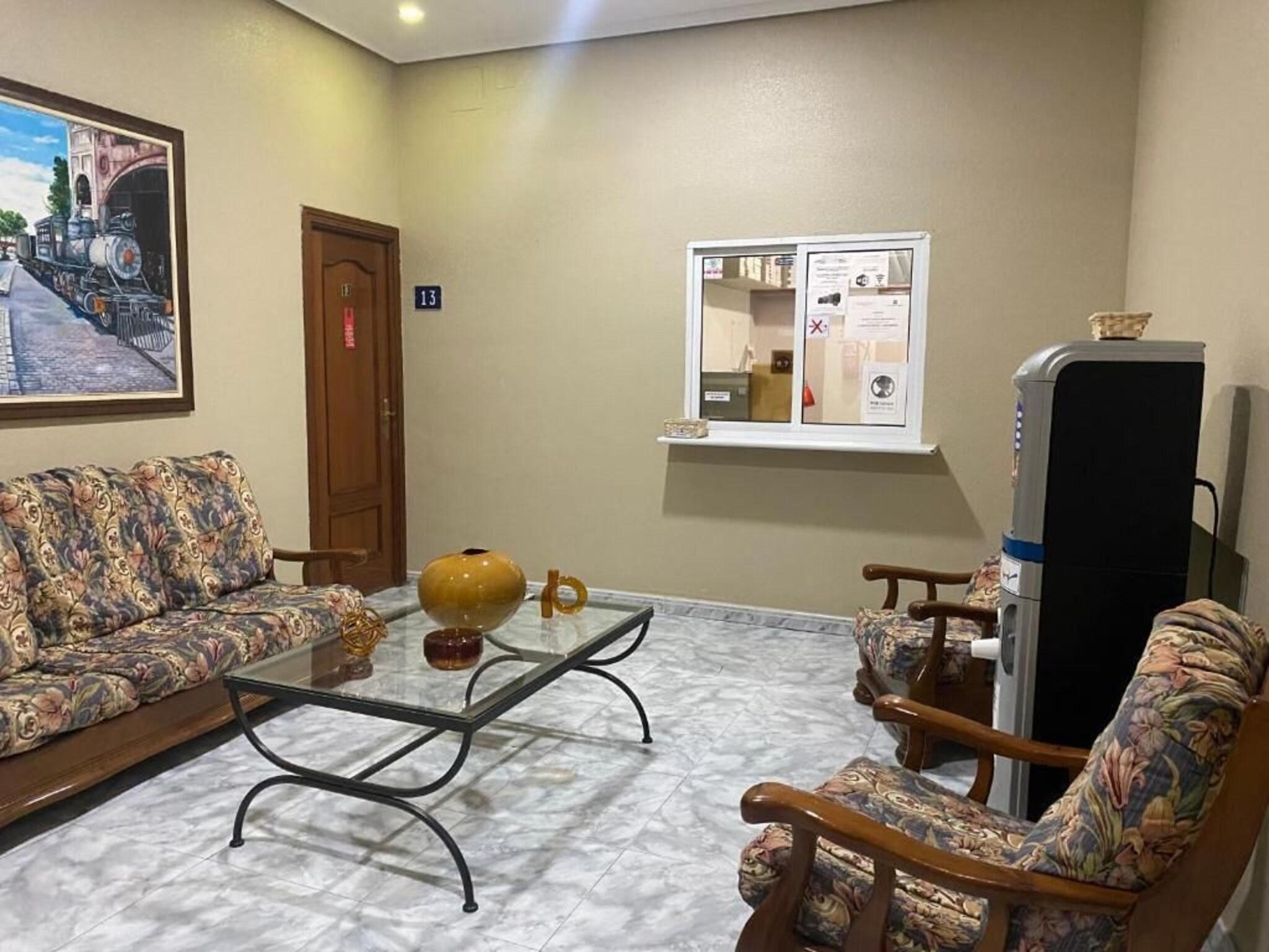 Varios Hostal Palacios Fuencarral