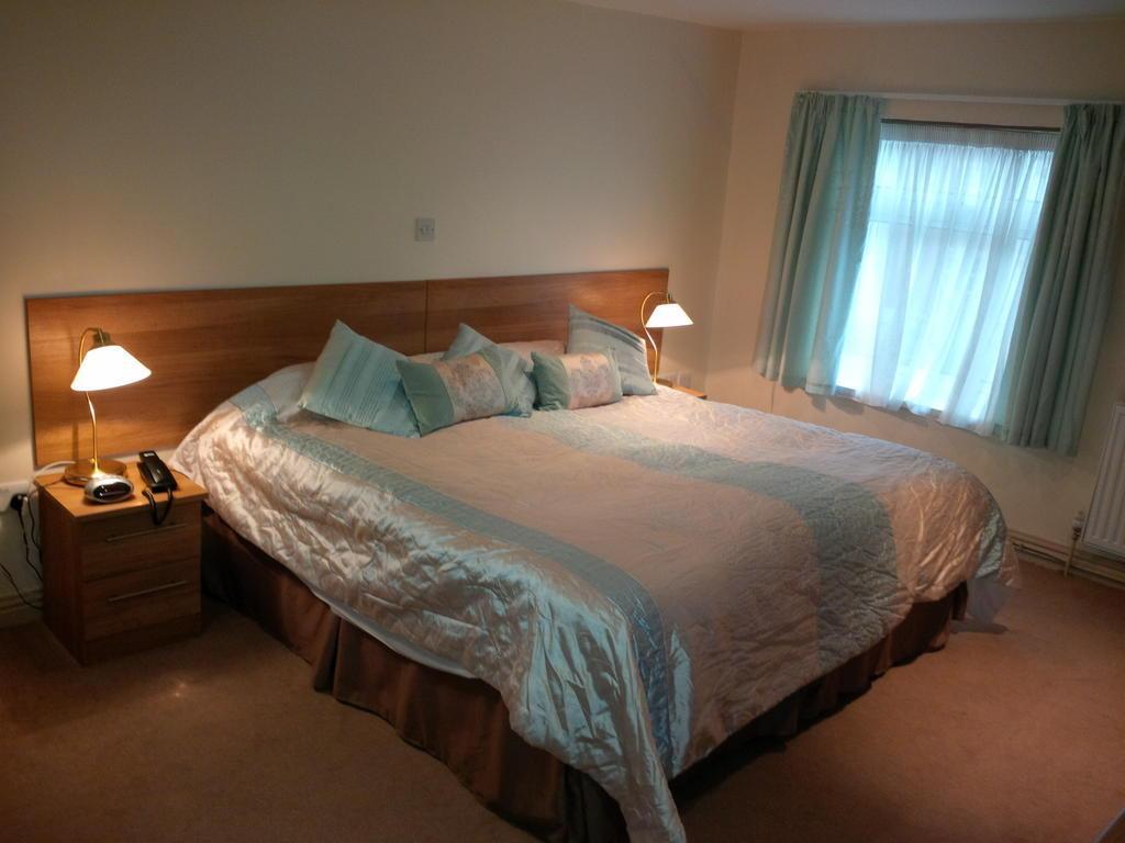 Vista Exterior Connaught Hotel