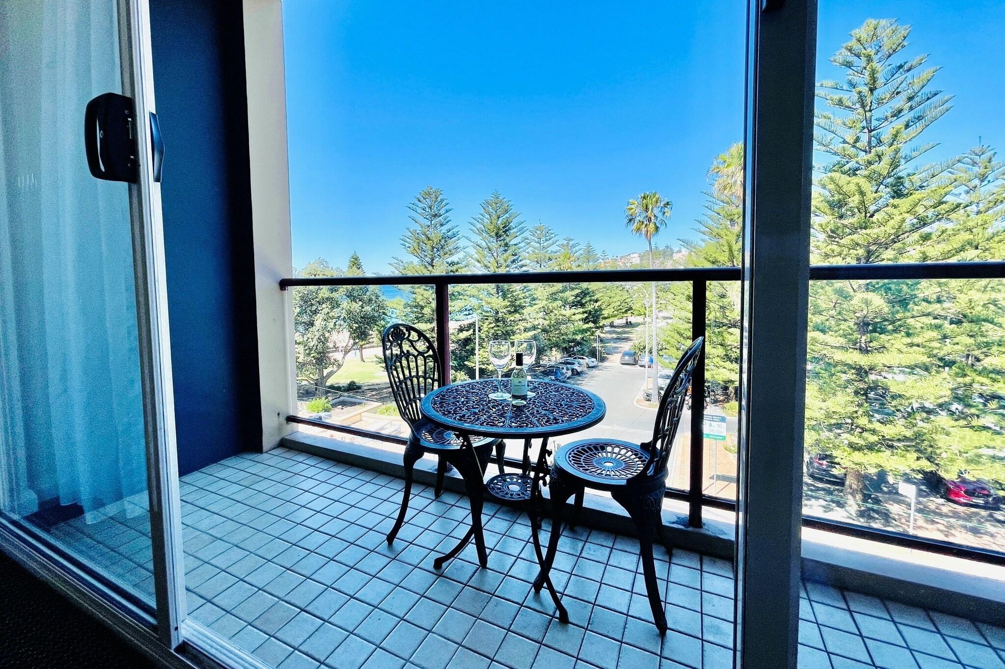 Playa Coogee Sands Hotel and Apartments