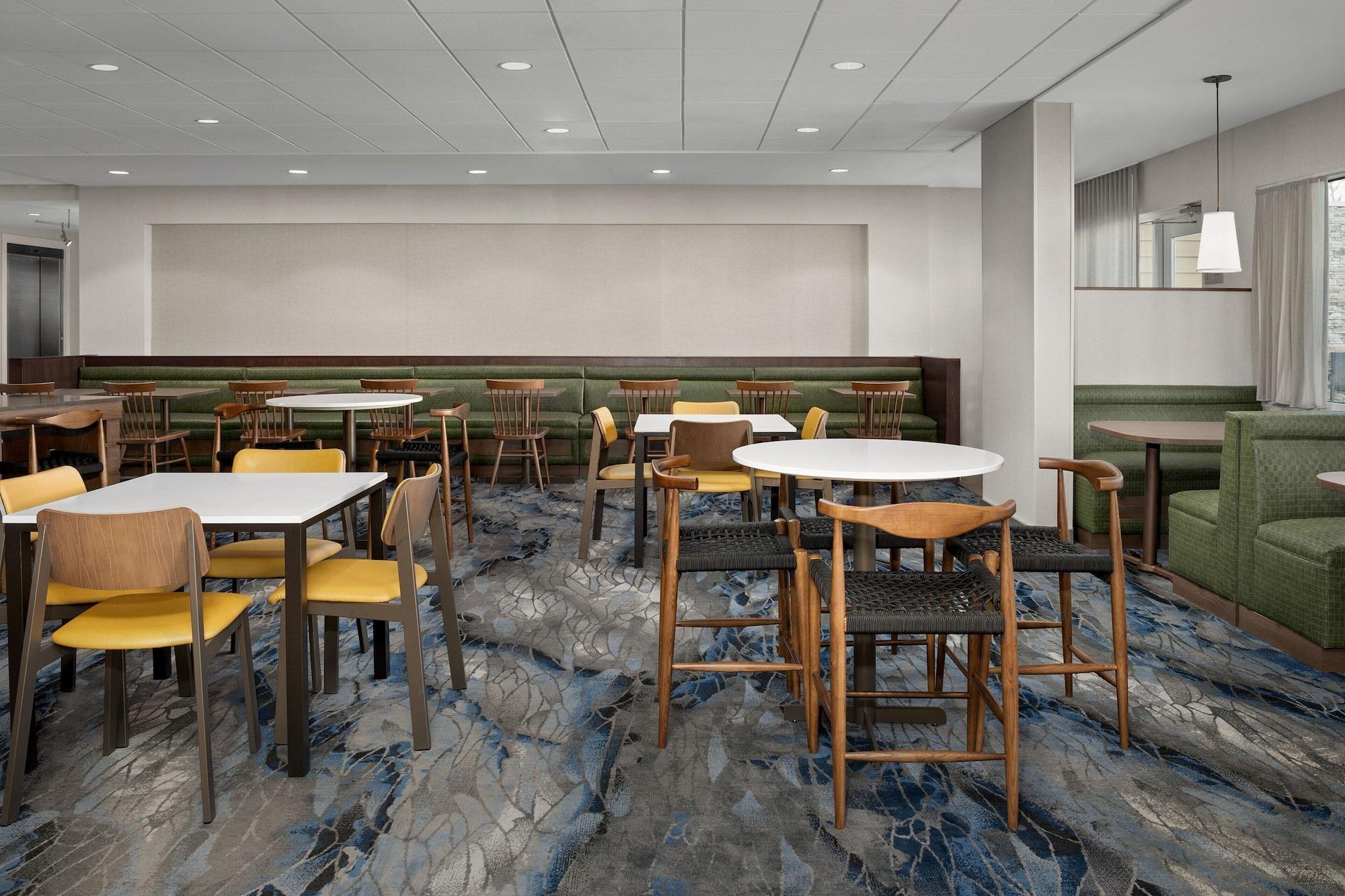 Restaurant Fairfield Inn & Suites by Marriott Panama City Beach