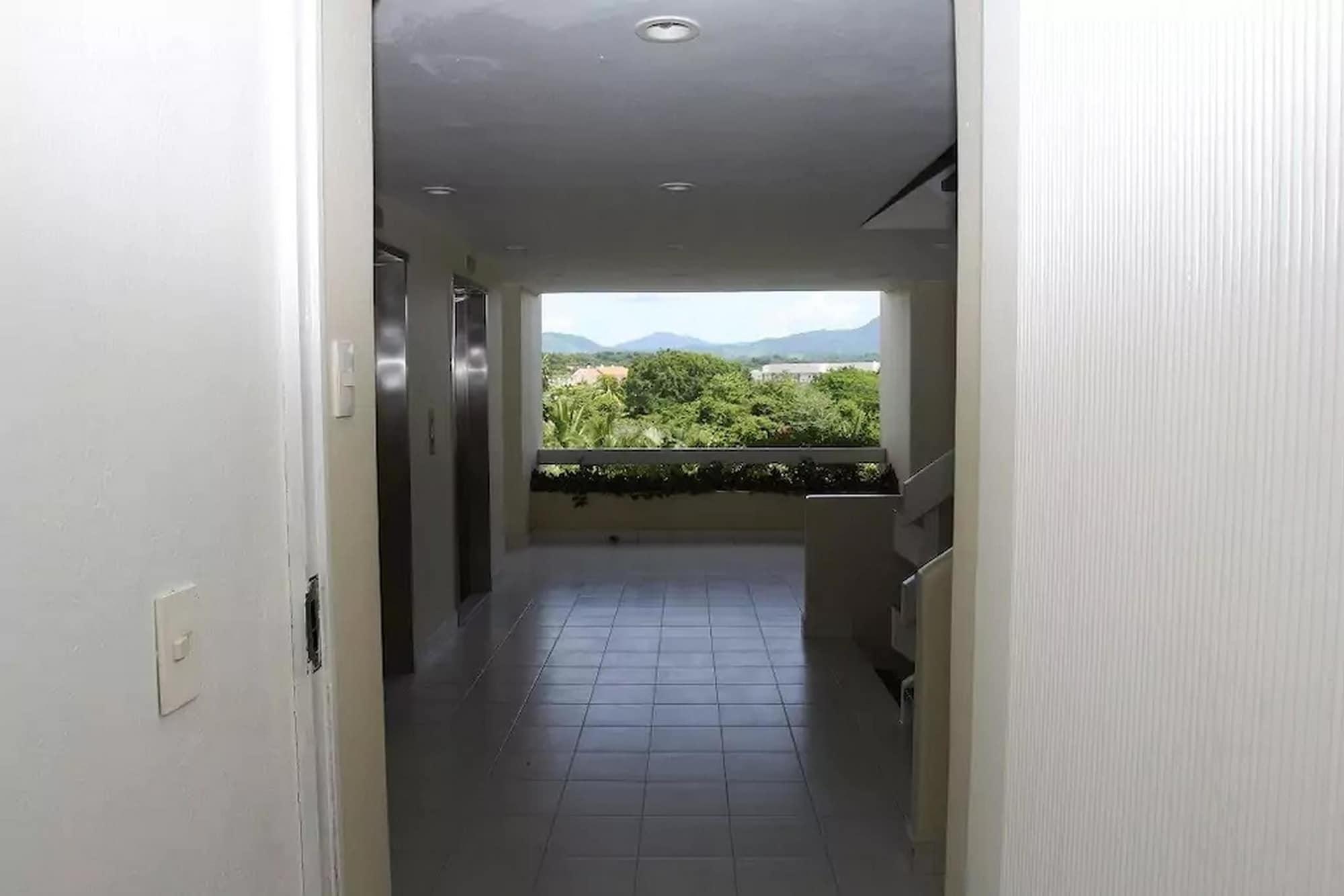 Varios Condo M 3R