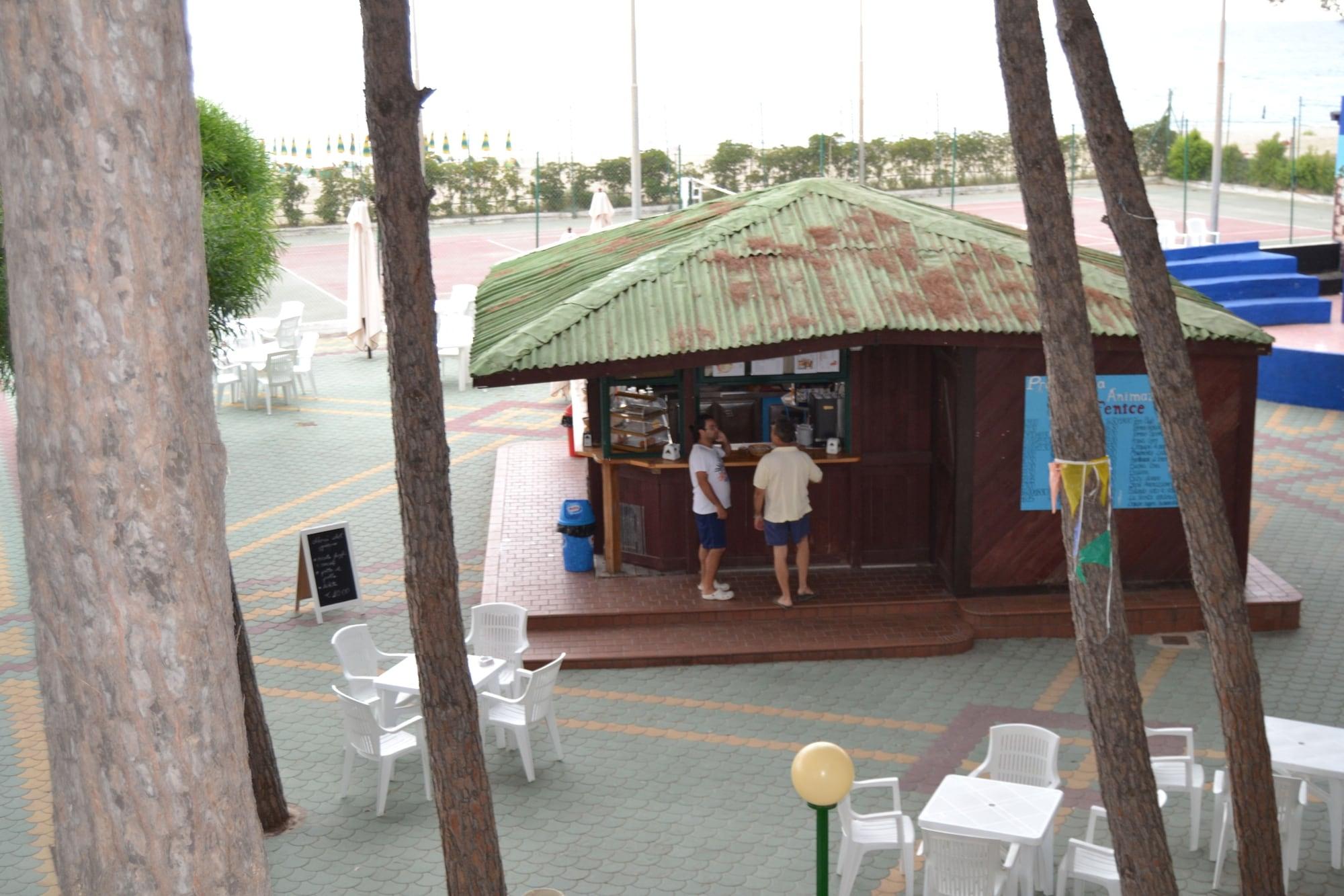 Bar/Salón Villaggio La Fenice