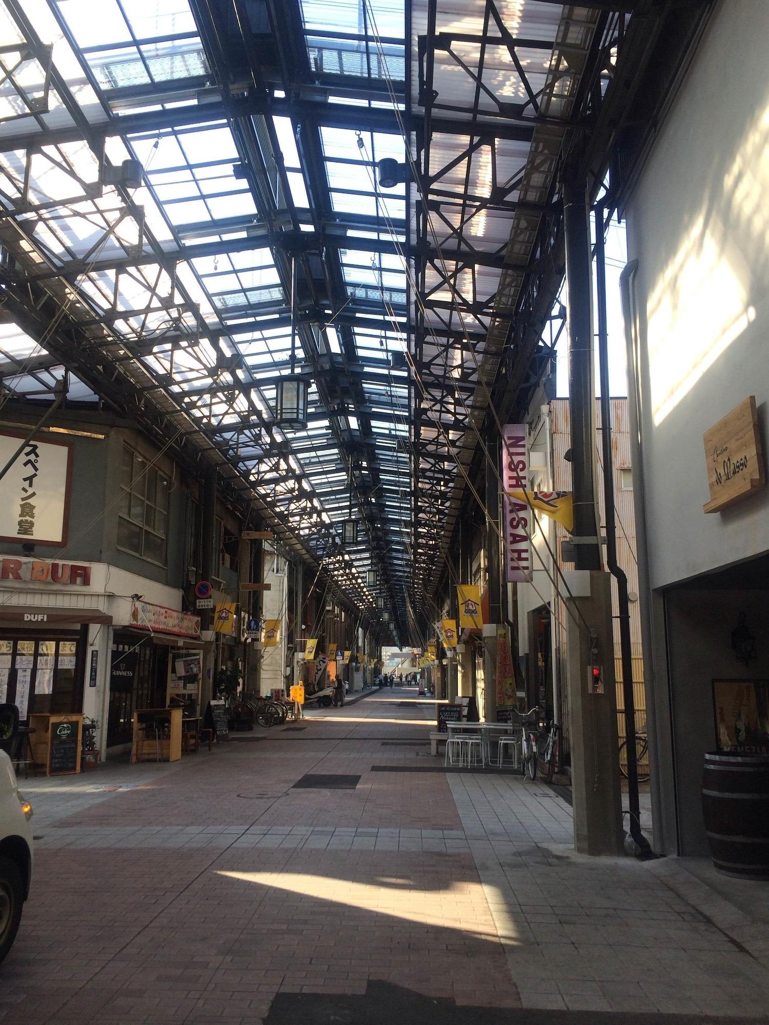 Vista Exterior Nagonoya Cafe Guest House - Hostel