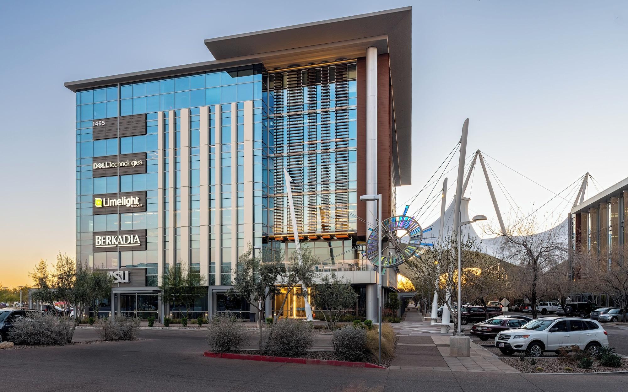 Vista Exterior Element Scottsdale at SkySong