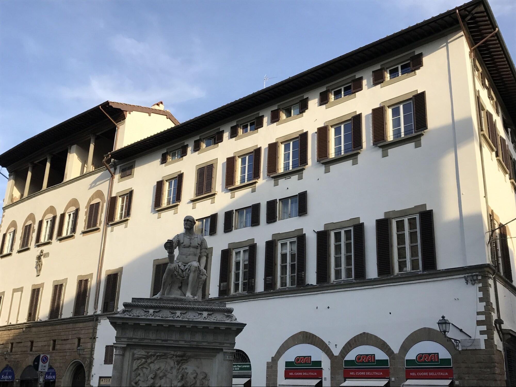 Varios Palazzo della Stufa - Residenza d'Epoca