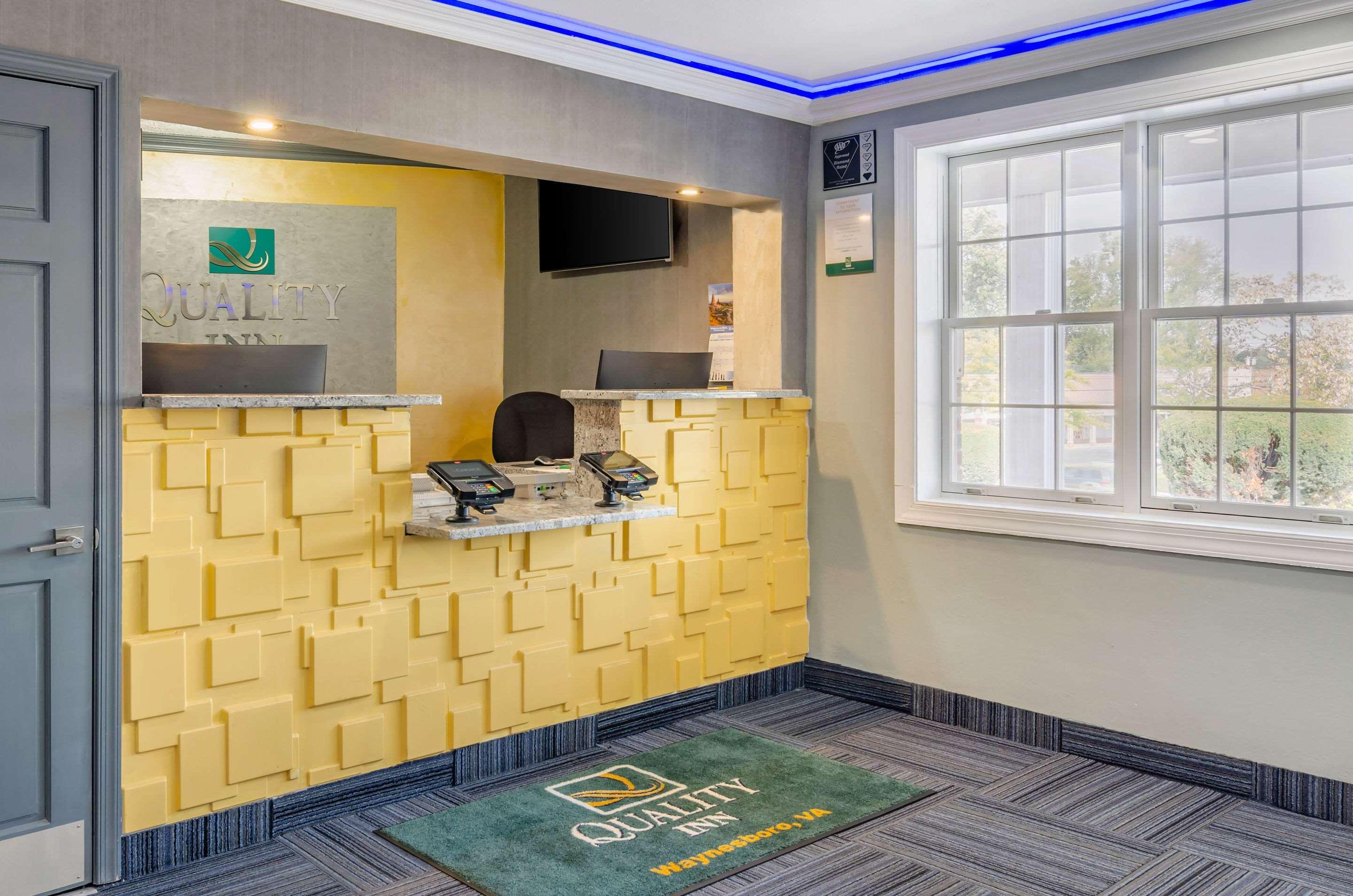 Vista Lobby Quality Inn Waynesboro - Skyline Drive