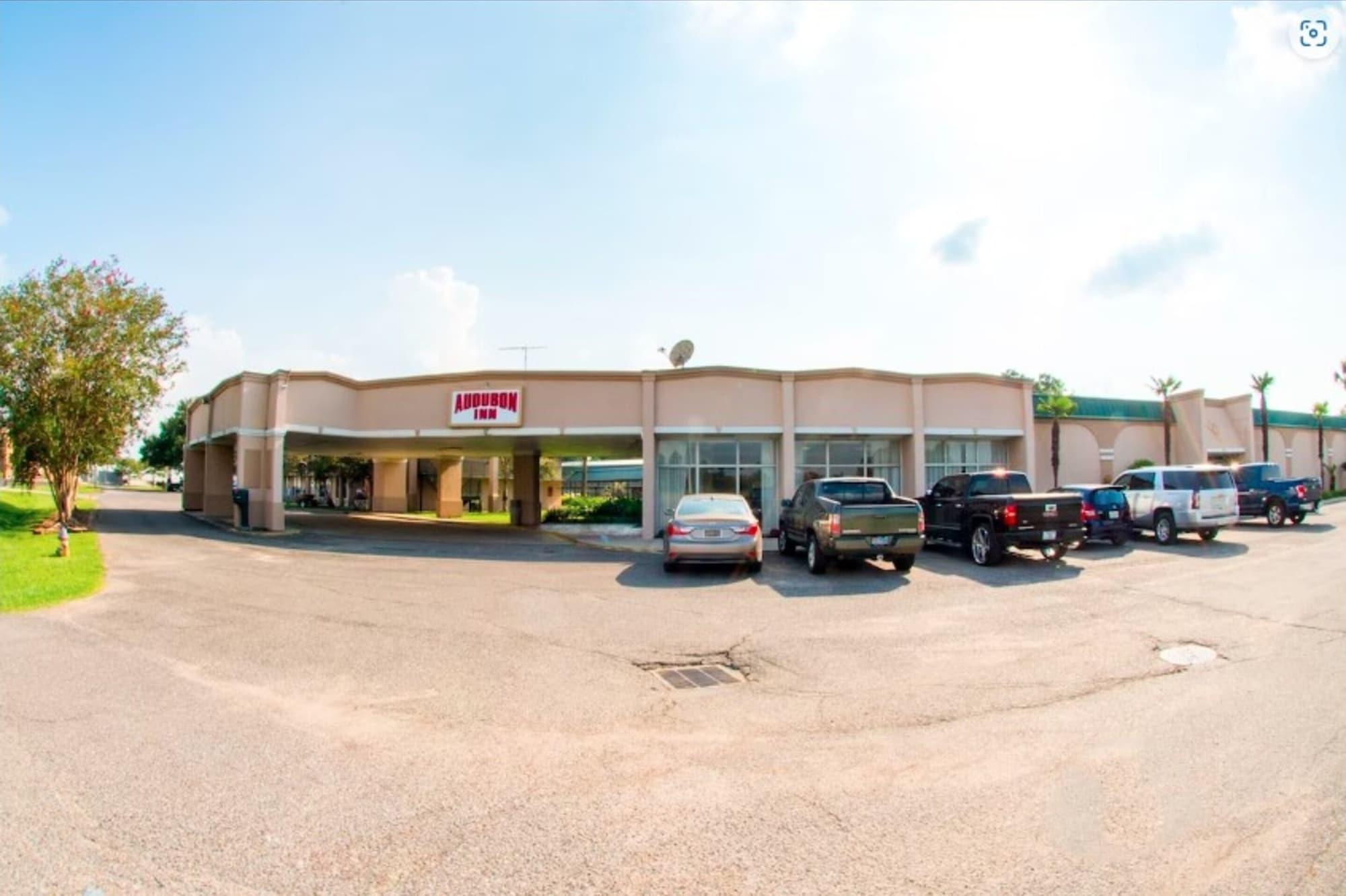 Vista Exterior OYO Hotel Audubon Baton Rouge Port Allen I-10