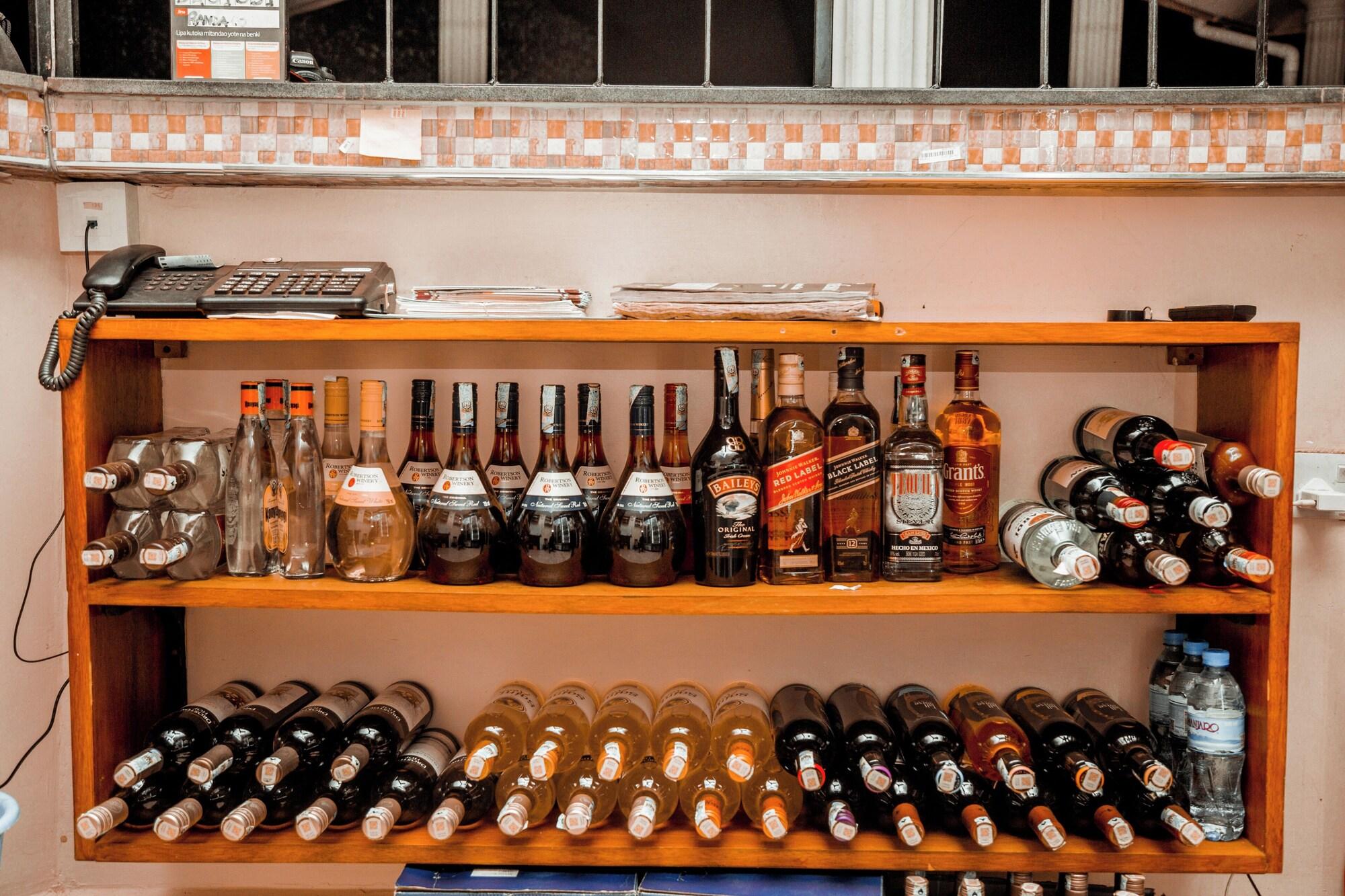 Bar/Salón Randa Cottages