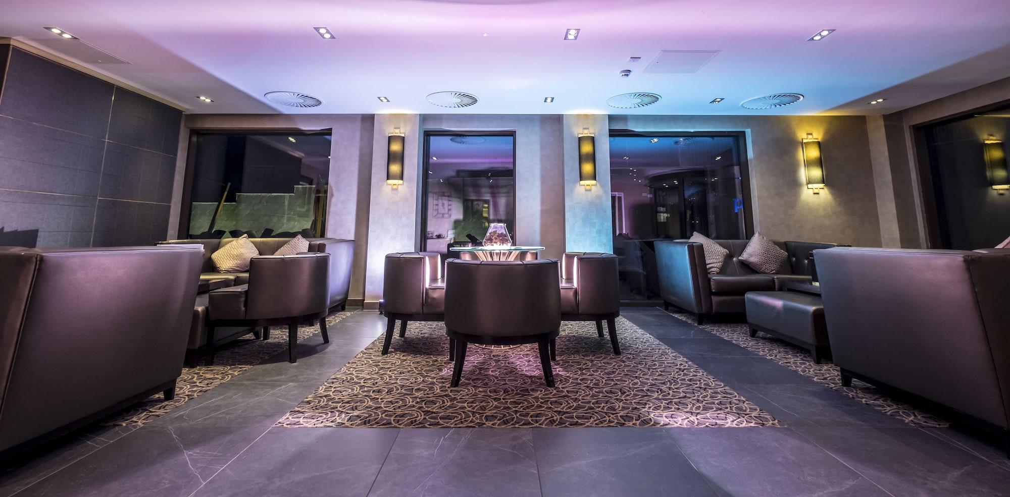 Vista Lobby Parklands Hotel & Country Club