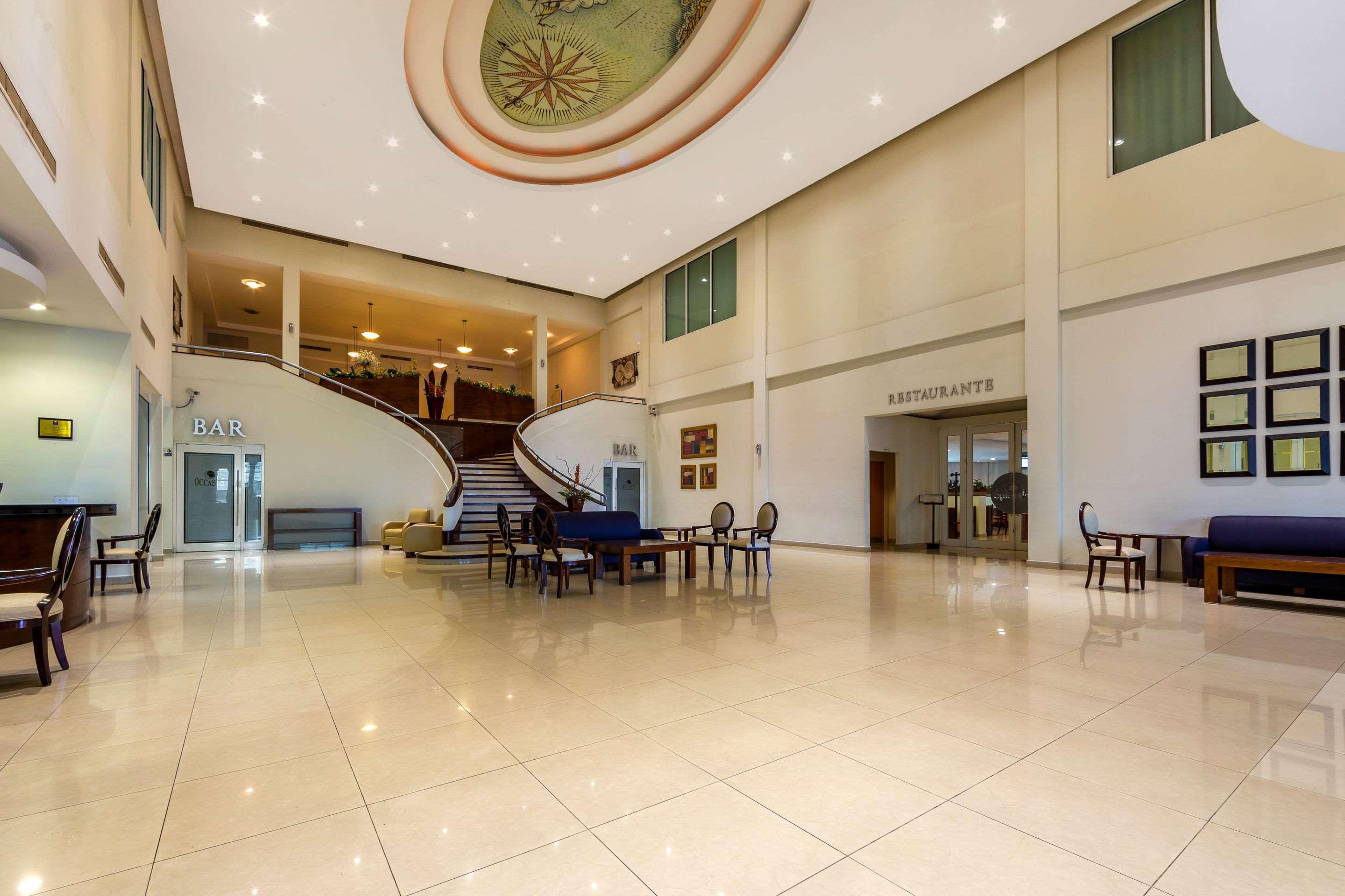 Vista Lobby Comfort Inn Monterrey Norte