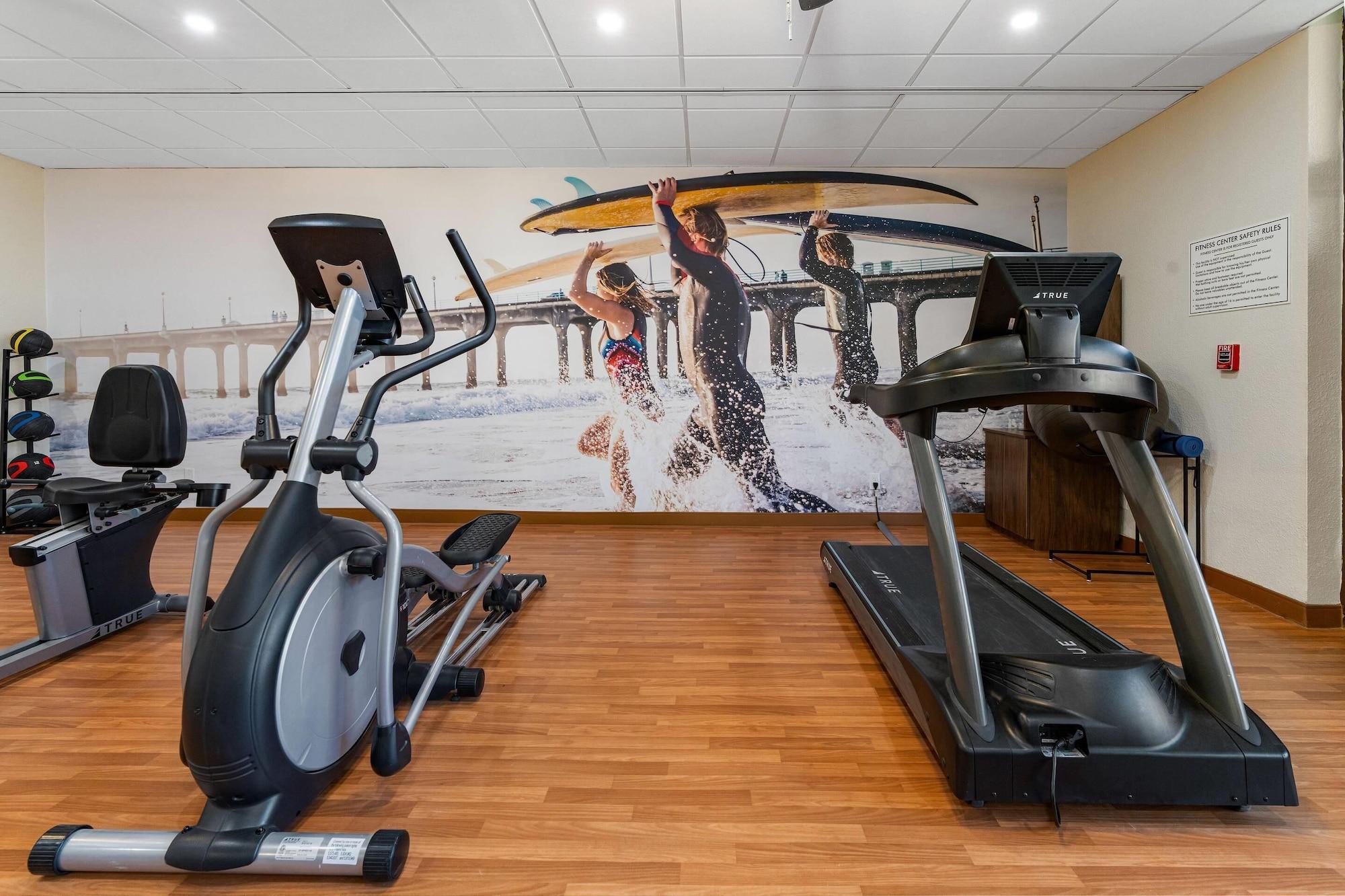 Gimnasio Clarion Pointe Galveston - Beachfront