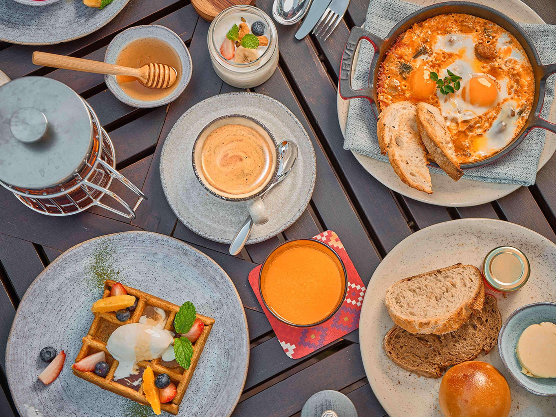 Restaurant ANDAZ PATTAYA JOMTIEN BEACH, BY HYATT