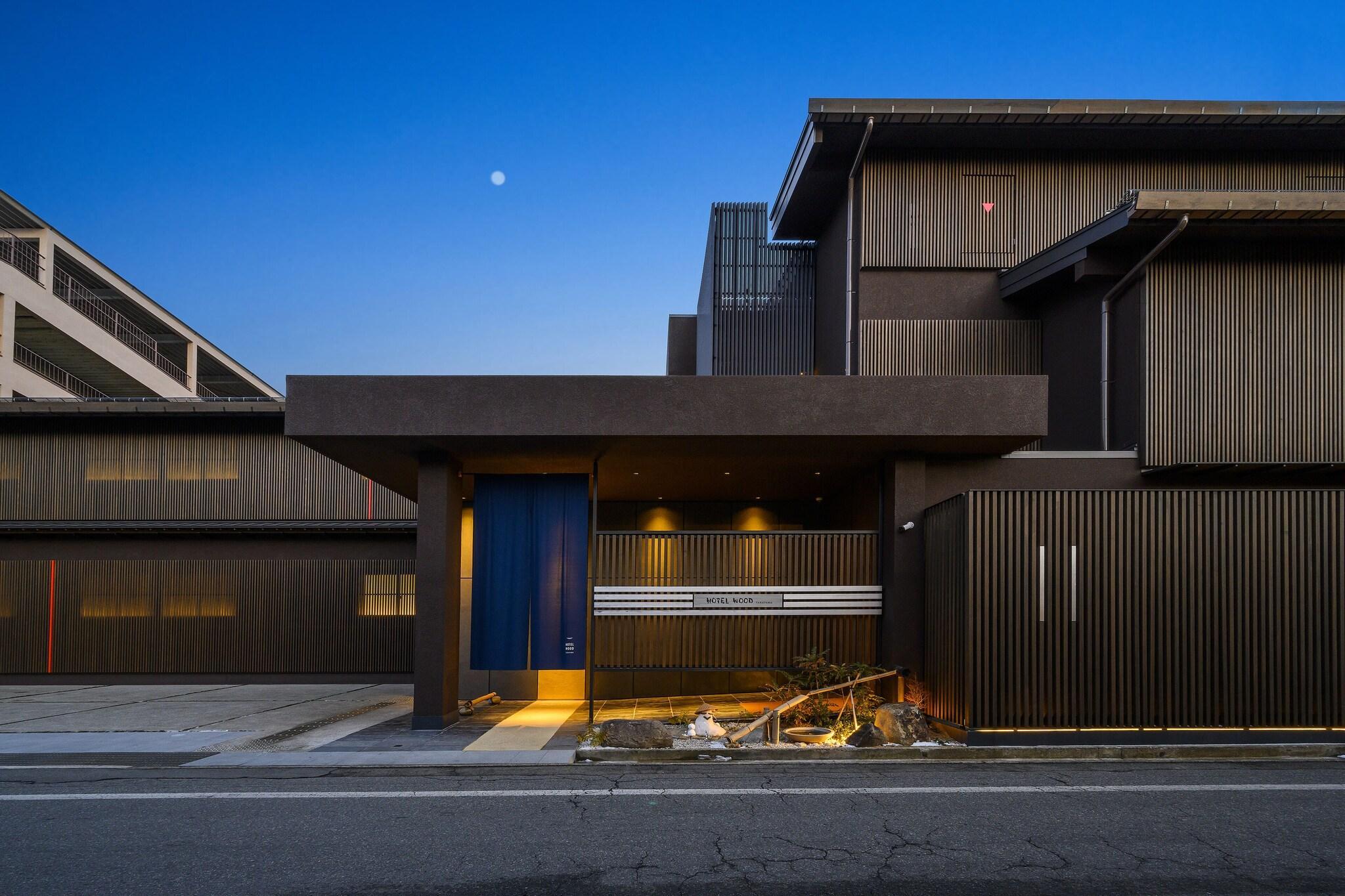 Varios Hotel Wood Takayama