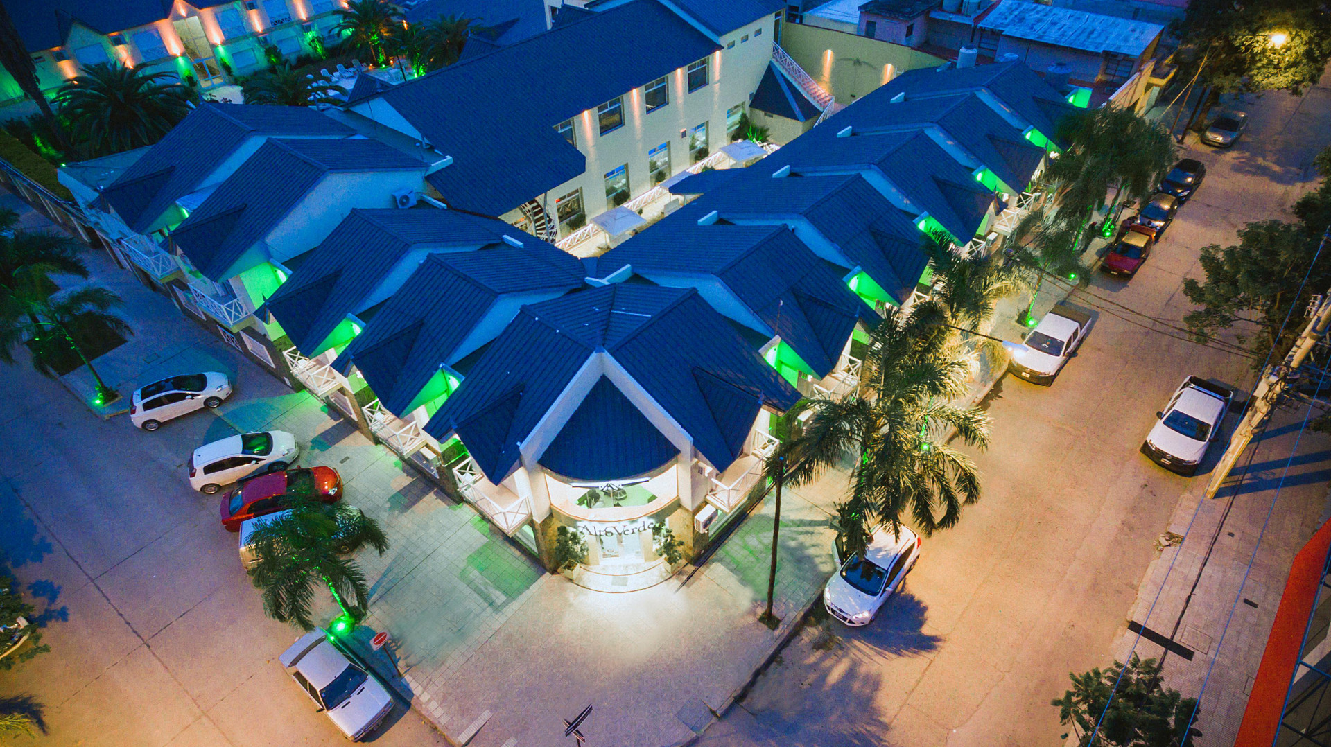 Vista Exterior Alto Verde Suites and Apart