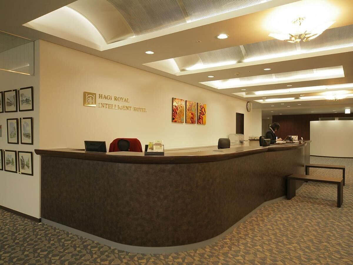 Vista Lobby Hagi Royal Intelligent Hotel