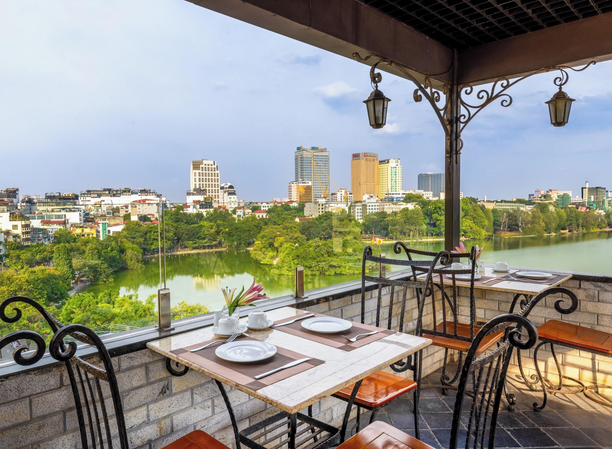 Restaurant Centre Point Hanoi Hotel