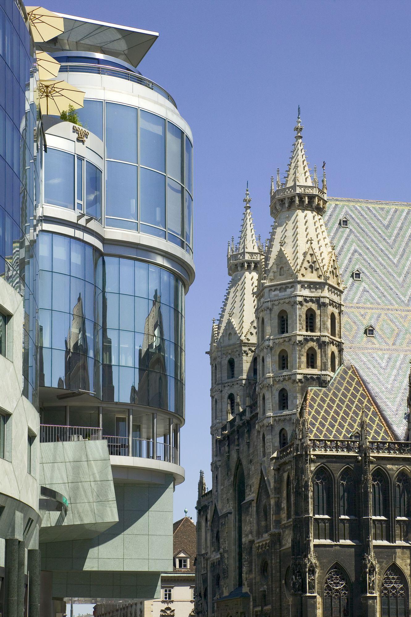 Vista da fachada Mercure Wien City