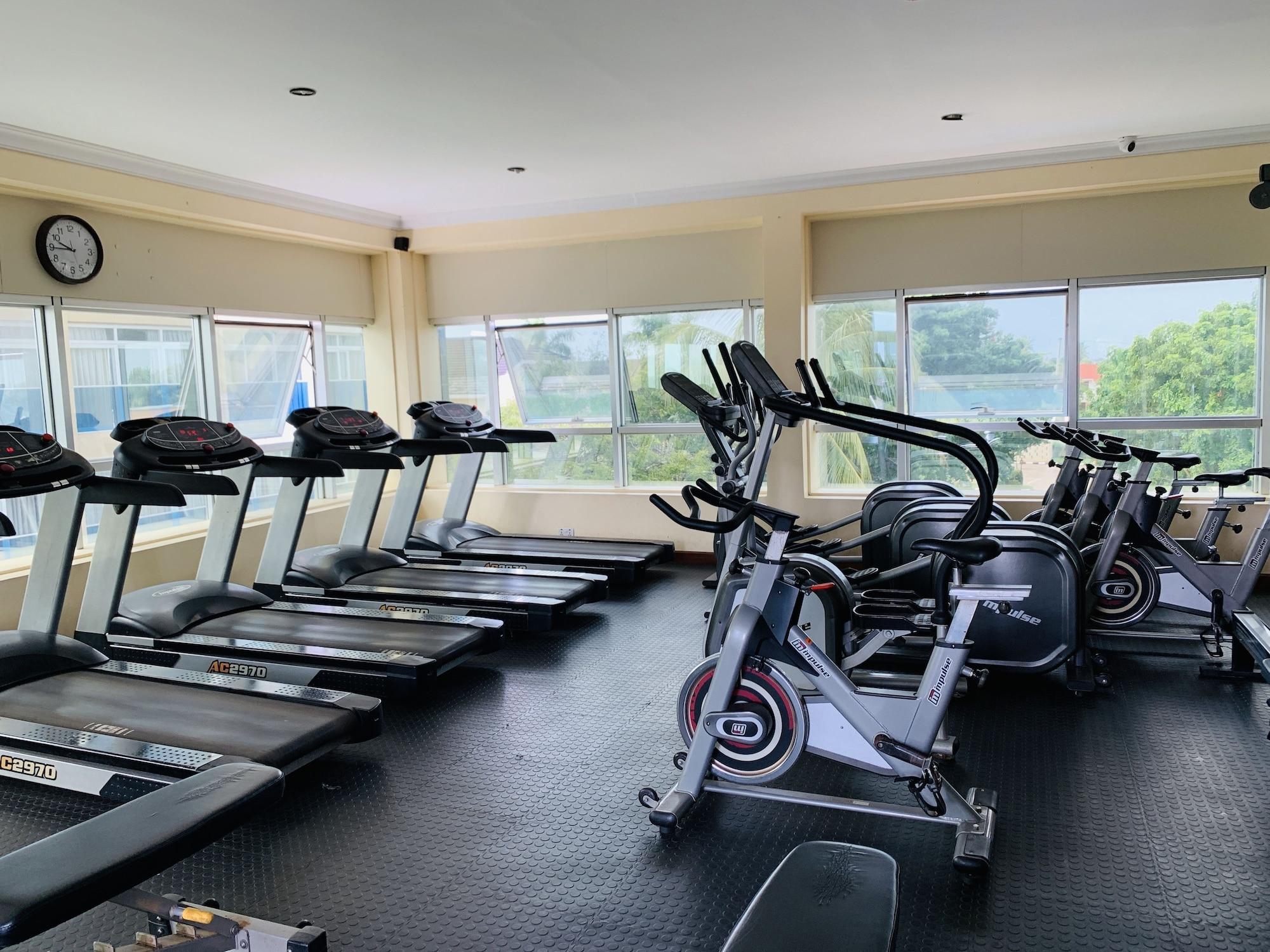 Gimnasio Tanga Beach Resort & Spa