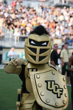 Holiday Inn Express & Suites Orlando East - UCF Area by IHG - Hoteles cerca de Magic Kingdom en Orlando