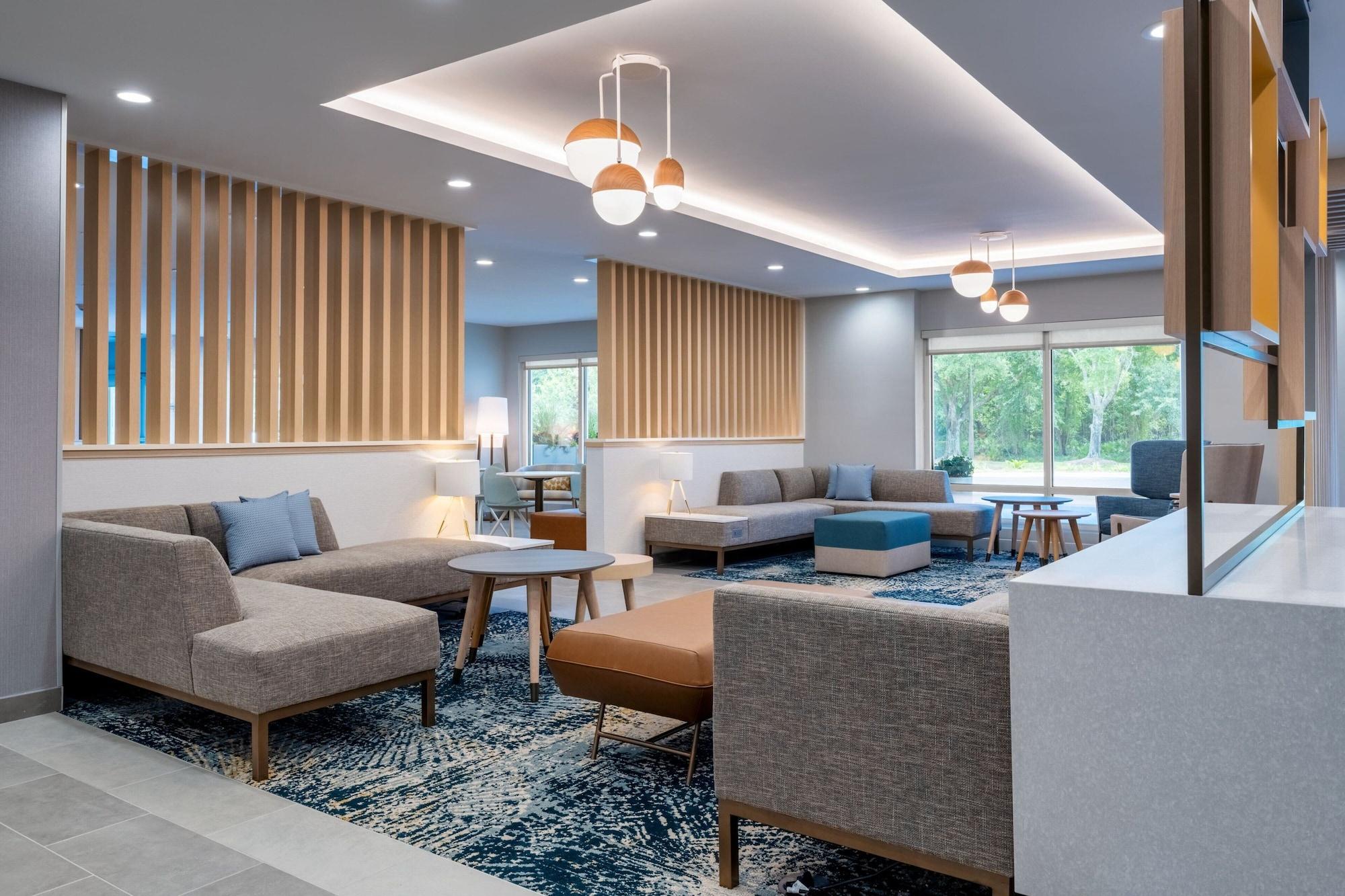 Vista Lobby Towneplace Suites by Marriott Brunswick