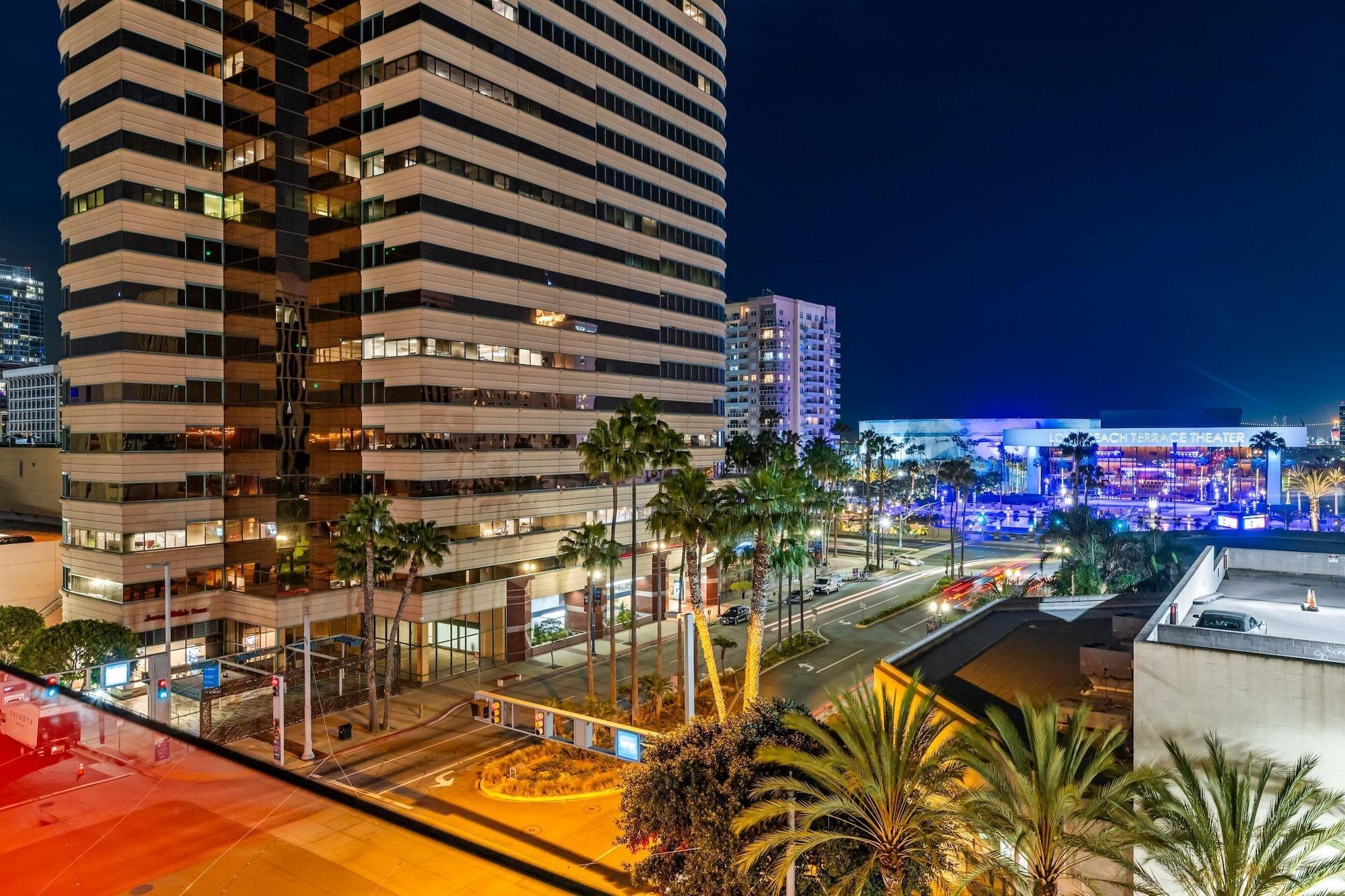 Vista Exterior Hotel Mai Downtown Long Beach