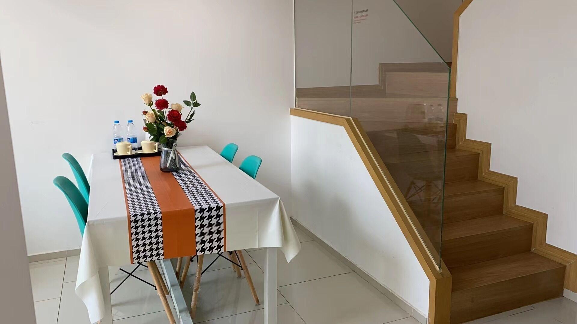 Restaurant Ihouse Executive Apartment