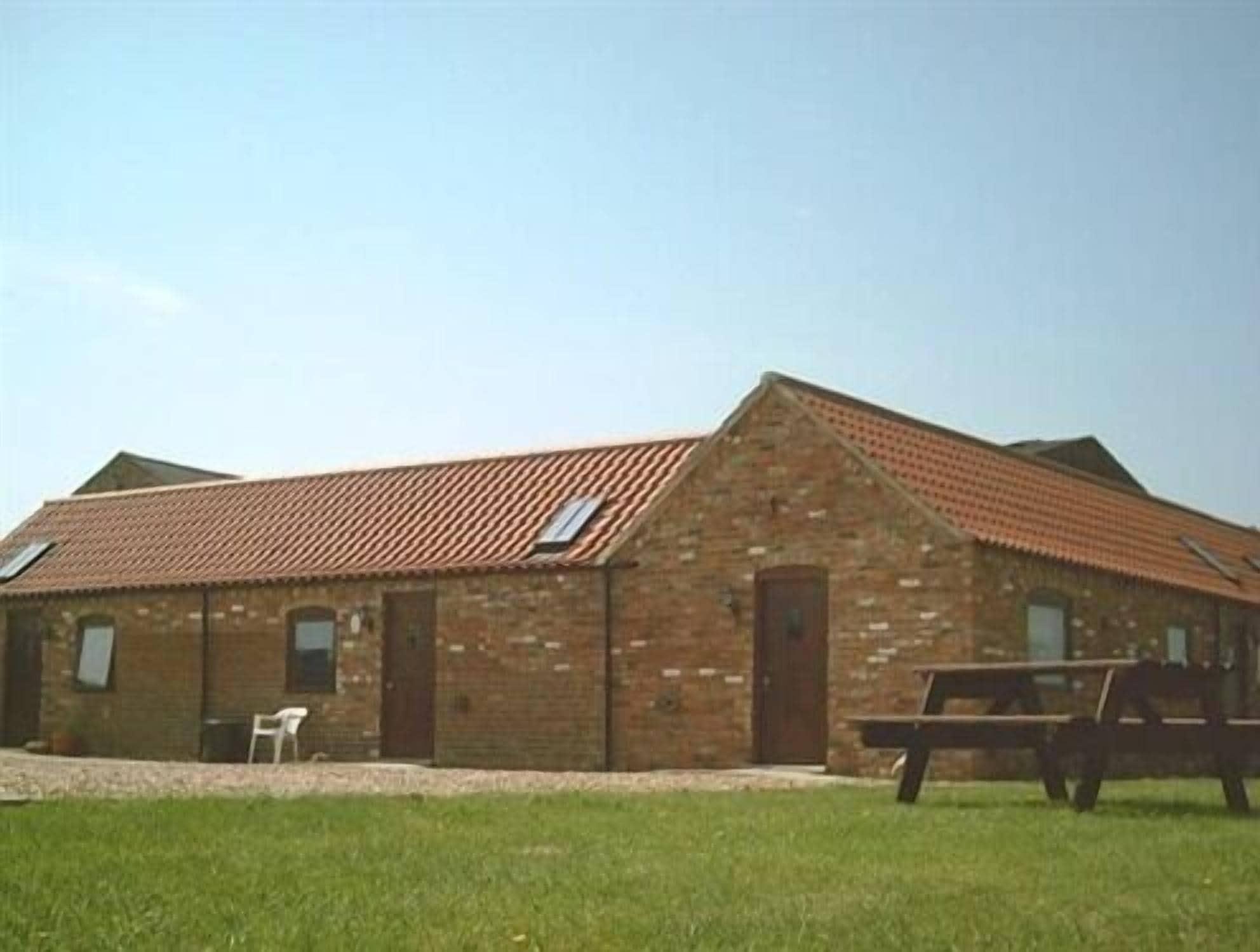Varios Glebe Farm Apartments