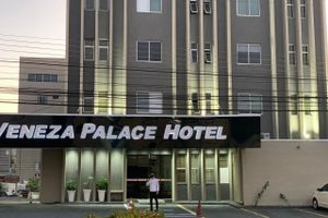 Alojamiento - Veneza Palace Hotel