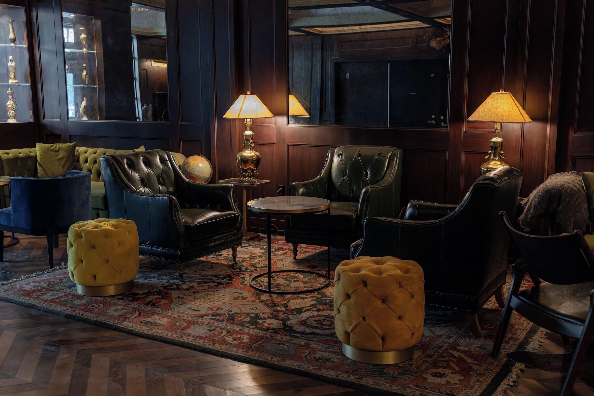 Vista Lobby Whisky Hotel