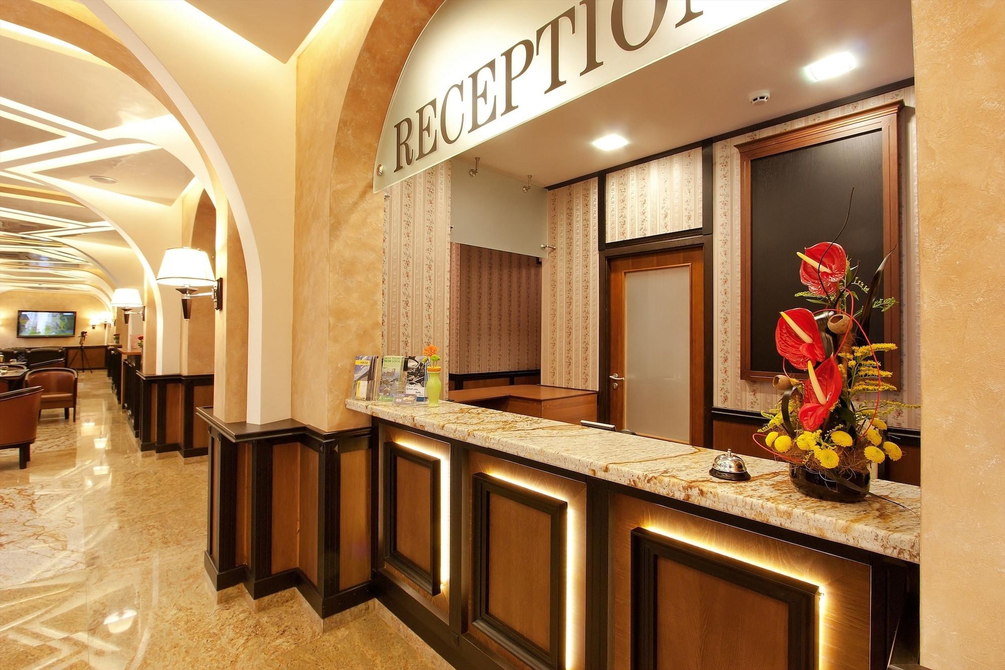 Vista Lobby Best Western Plus Bristol Hotel