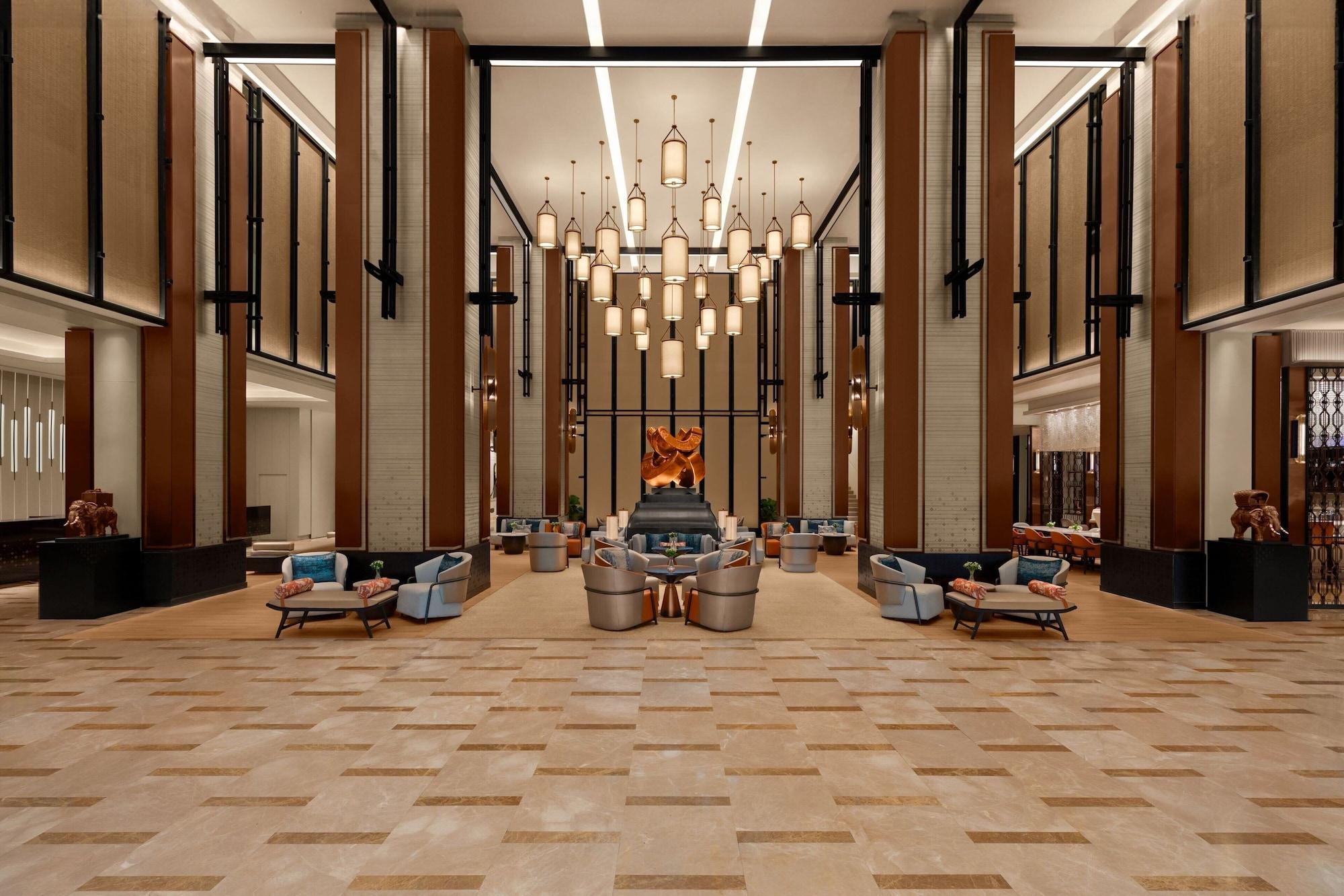 Vista Lobby Chiang Mai Marriott Hotel