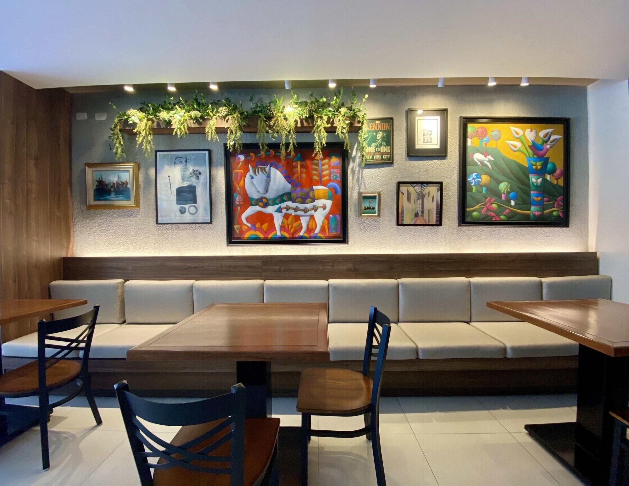 Bar/Salón Hotel Carrión