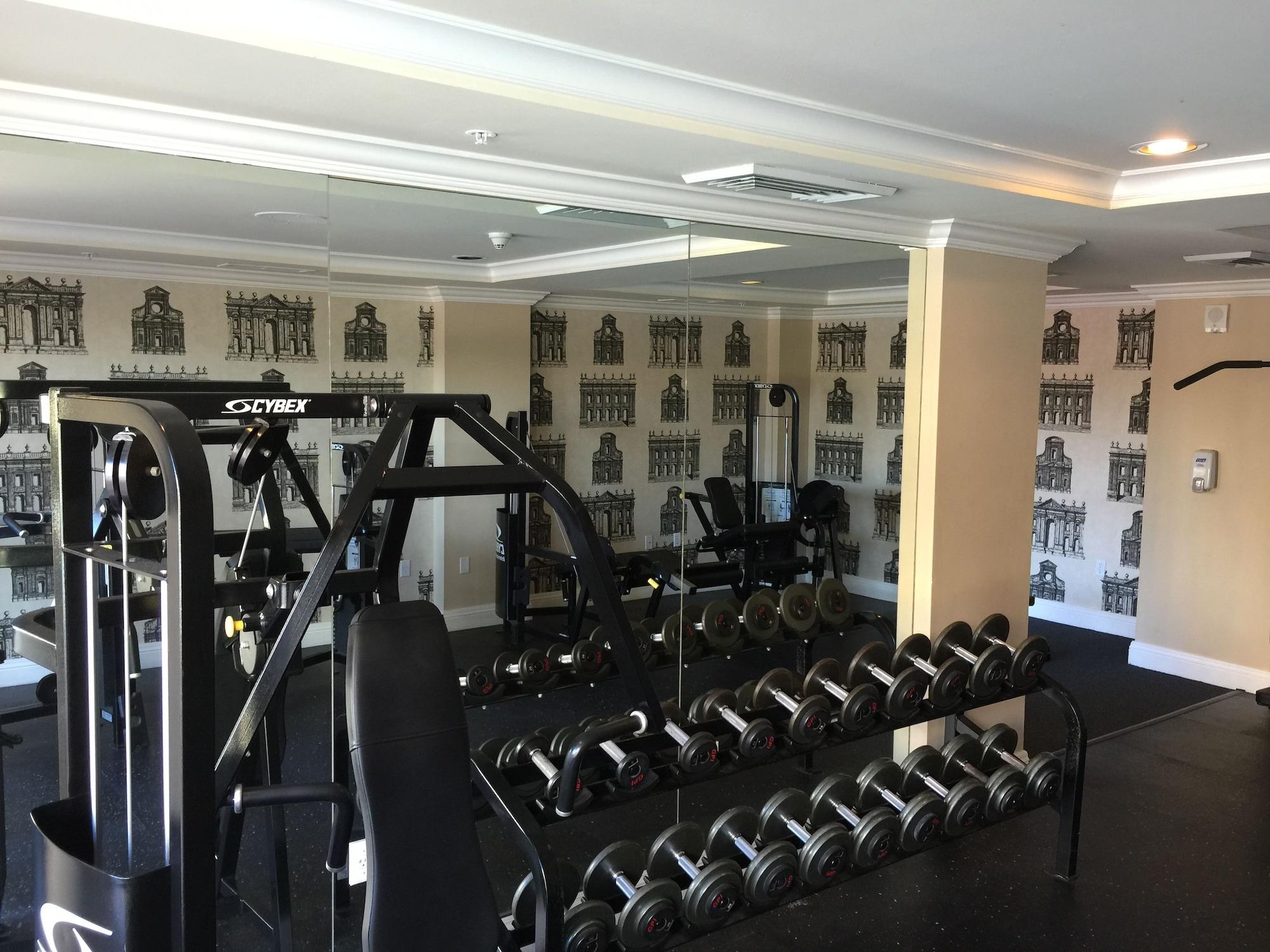 Gimnasio LYX Suites at Merrick Park in Coral Gables