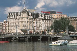 Alojamiento - Park Plaza Victoria Amsterdam