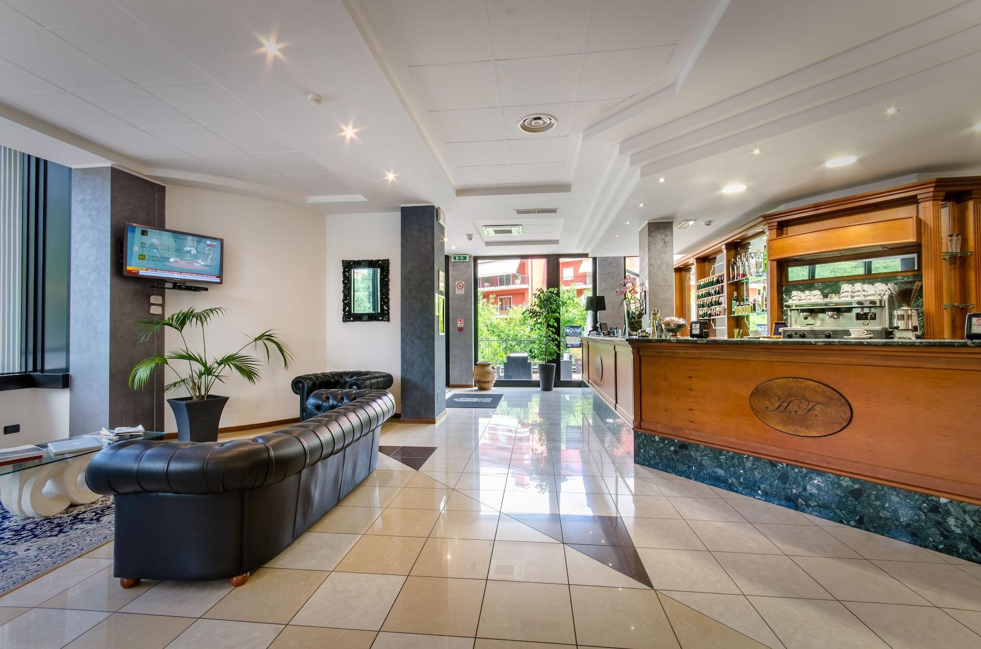 Vista Lobby Hotel Federico II