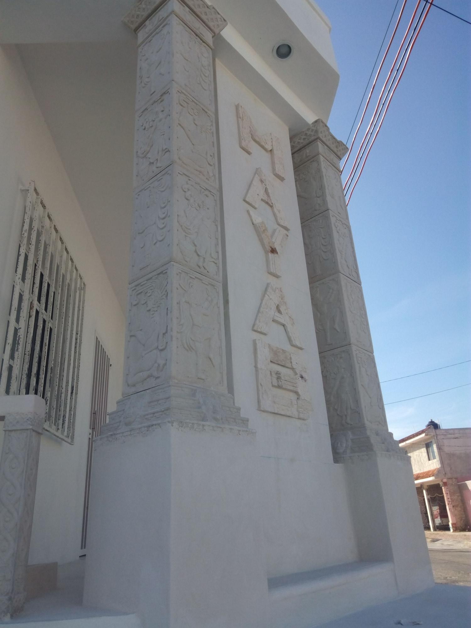 Equipamiento de Habitación Mayab Suites Hotel