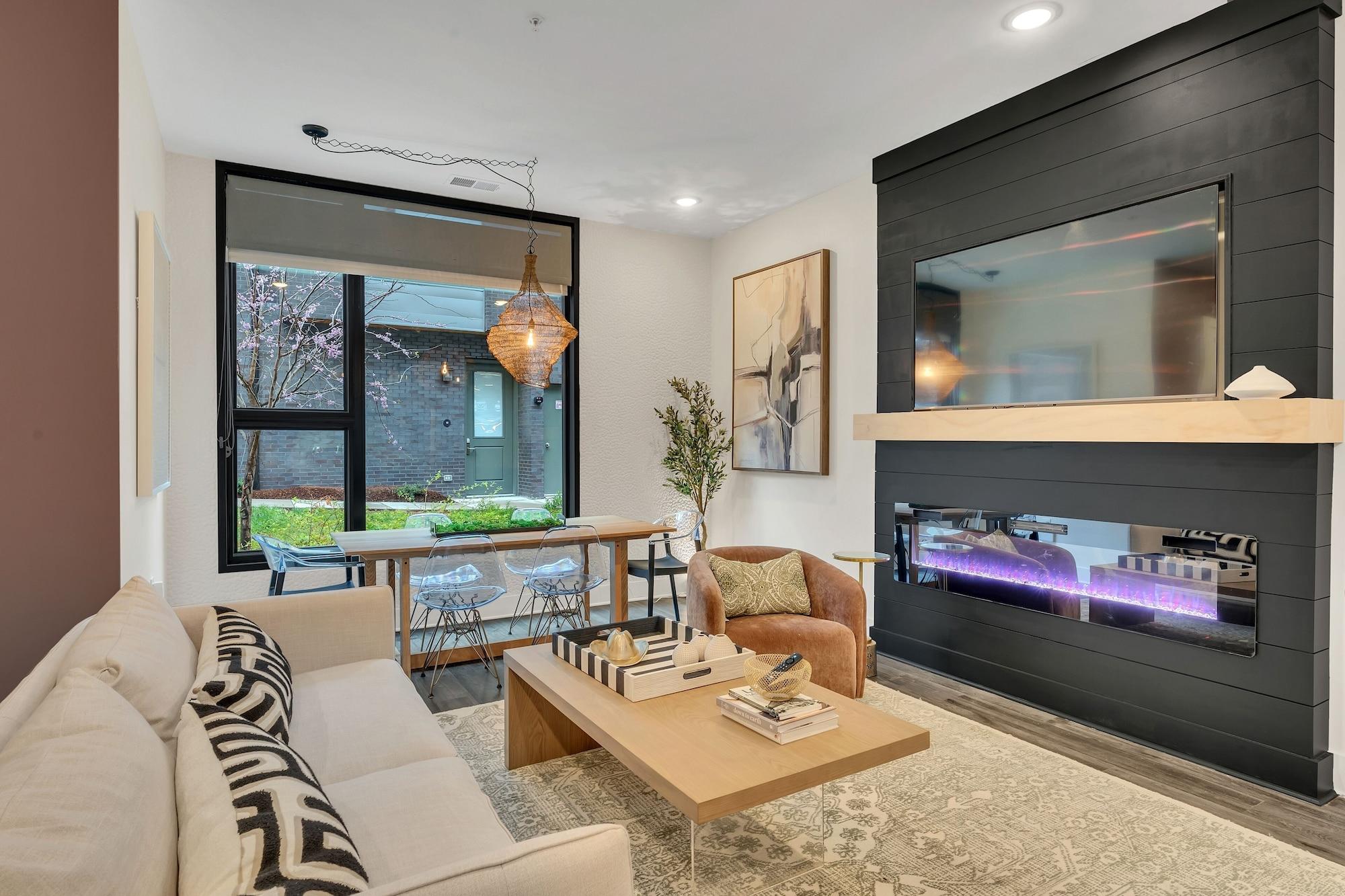 Comodidades del Alojamiento The Grove by AvantStay – Stylish Group Stay with Private Bathrooms