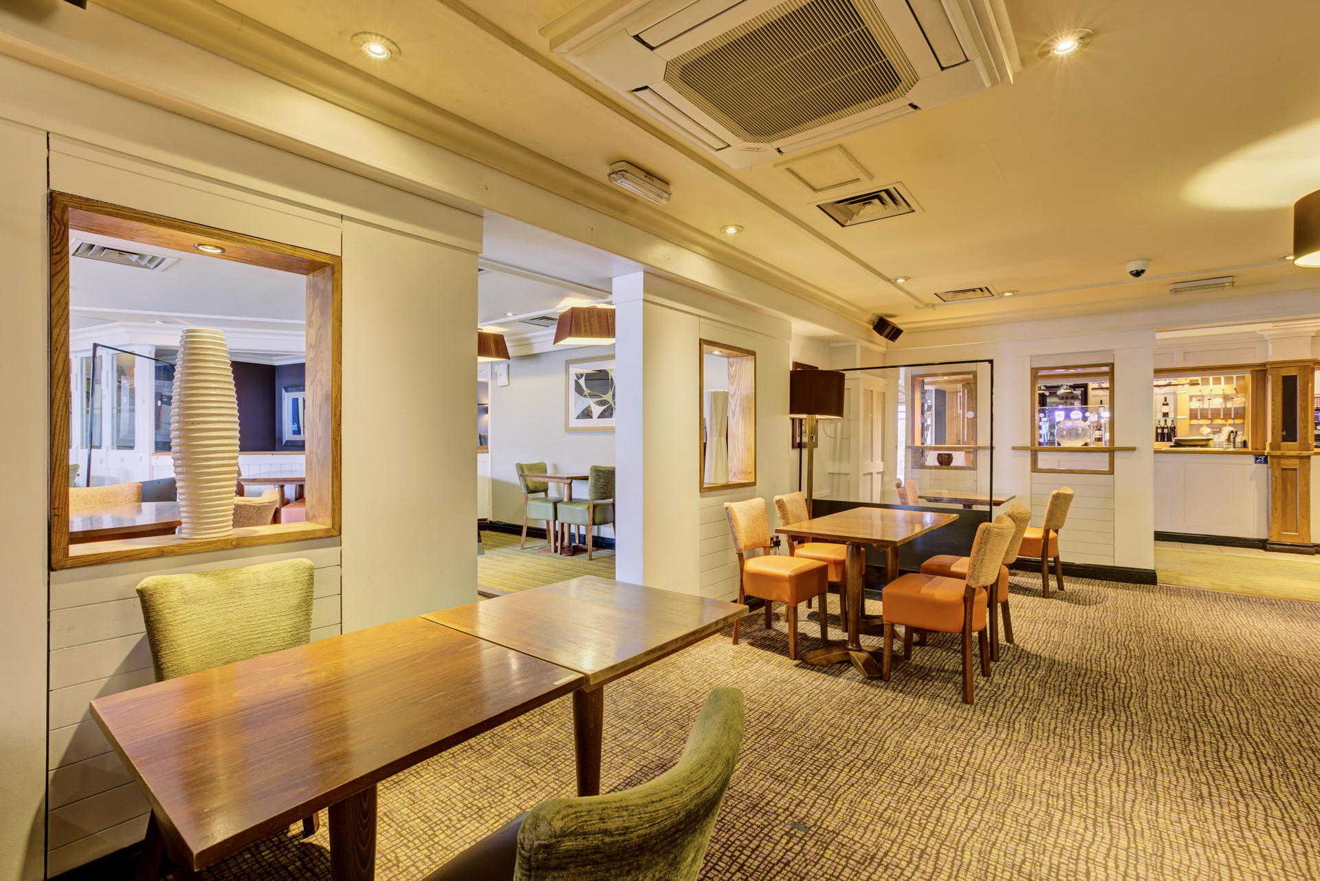 Restaurant Premier Inn London Putney Bridge
