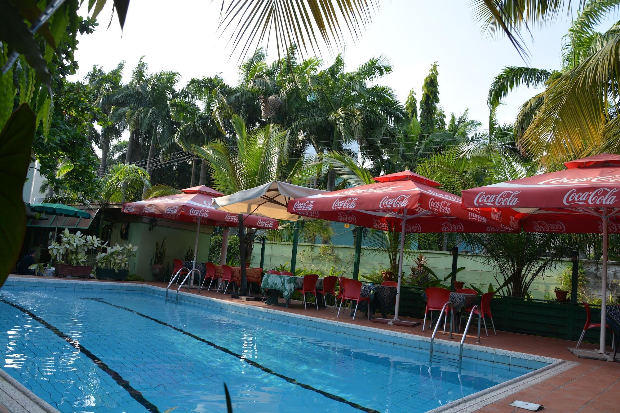 Instalaciones Recreativas MANUELA RESIDENCE