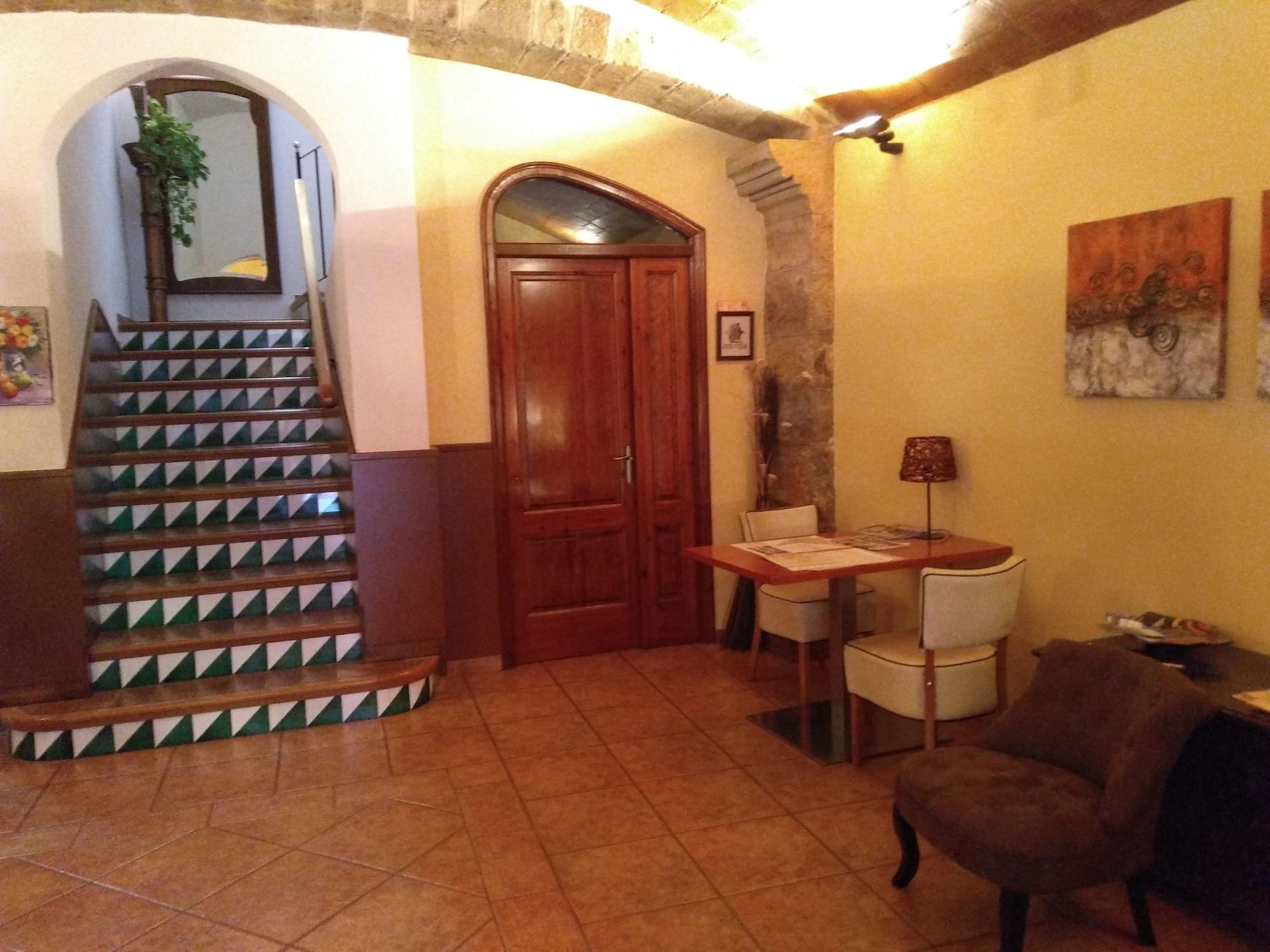 Vista Lobby Hostal Can Missè