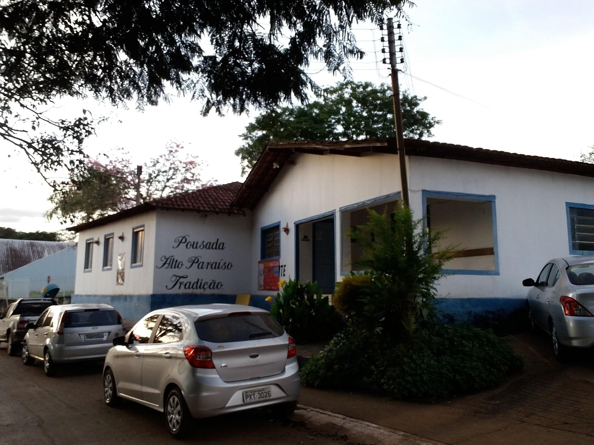 Vista Exterior Pousada Alto Paraíso Tradição
