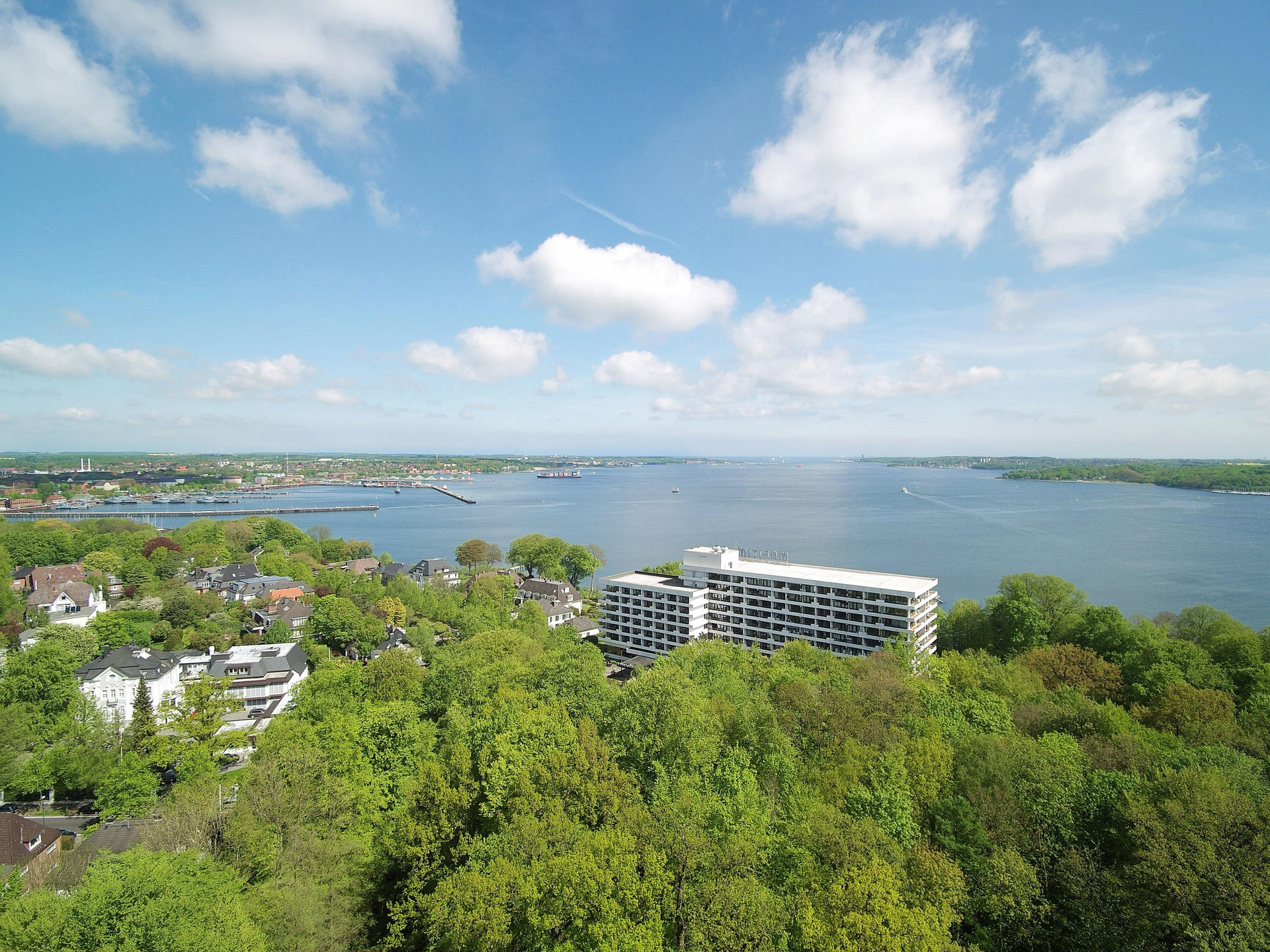 Vista Exterior Maritim Hotel Bellevue Kiel