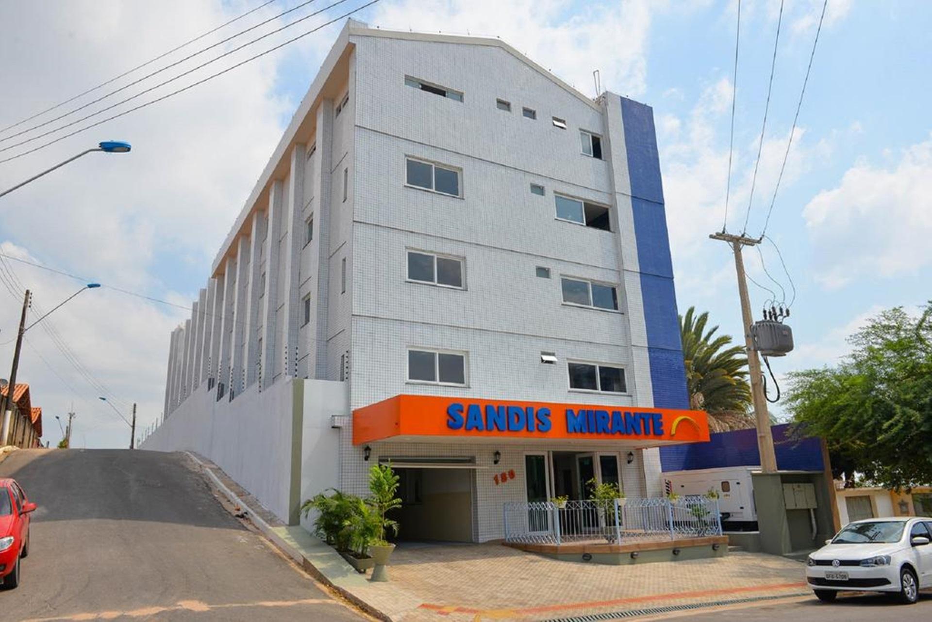 Vista Exterior Hotel Sandis Mirante
